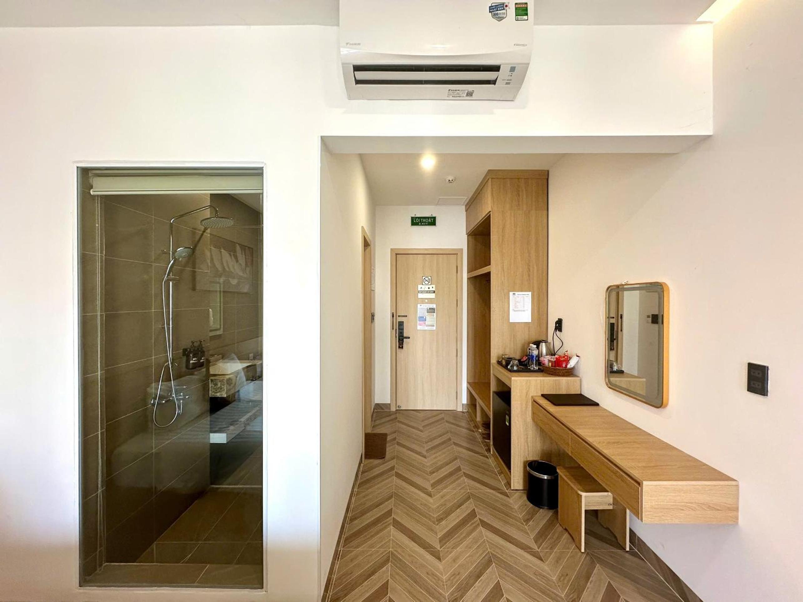 King Room with Balcony