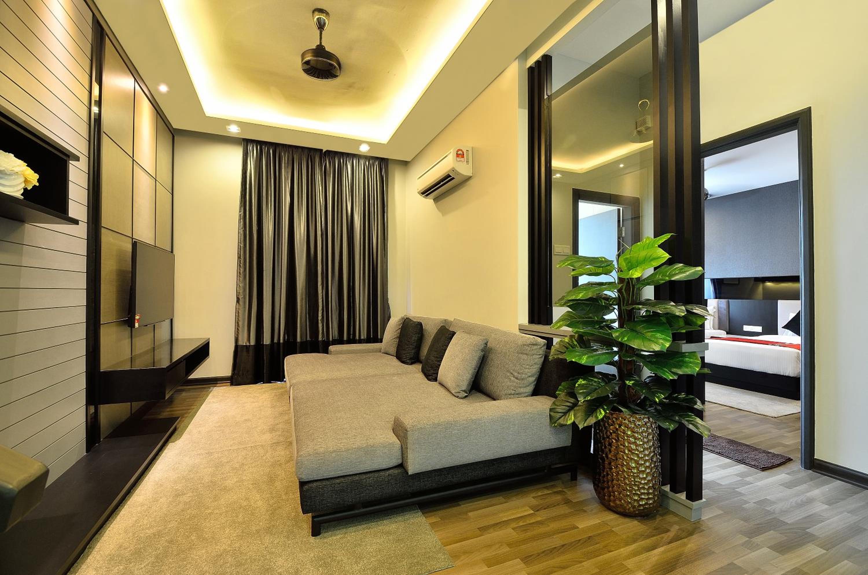 Villa photo 2
