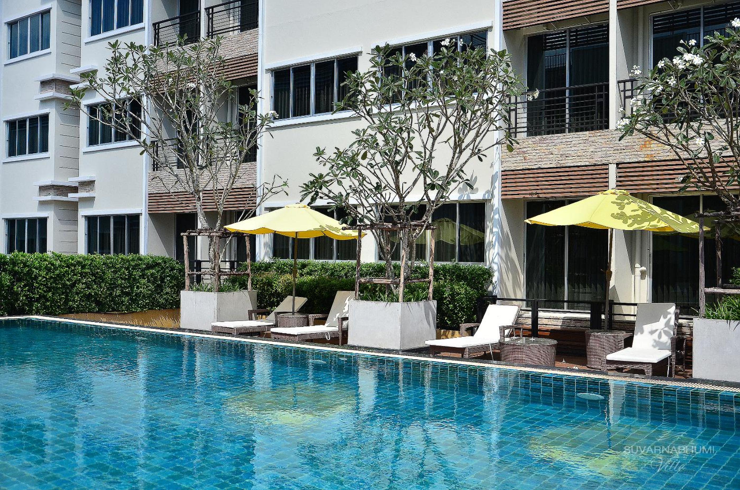 Premier Double Room with Pool Access - Photo 4