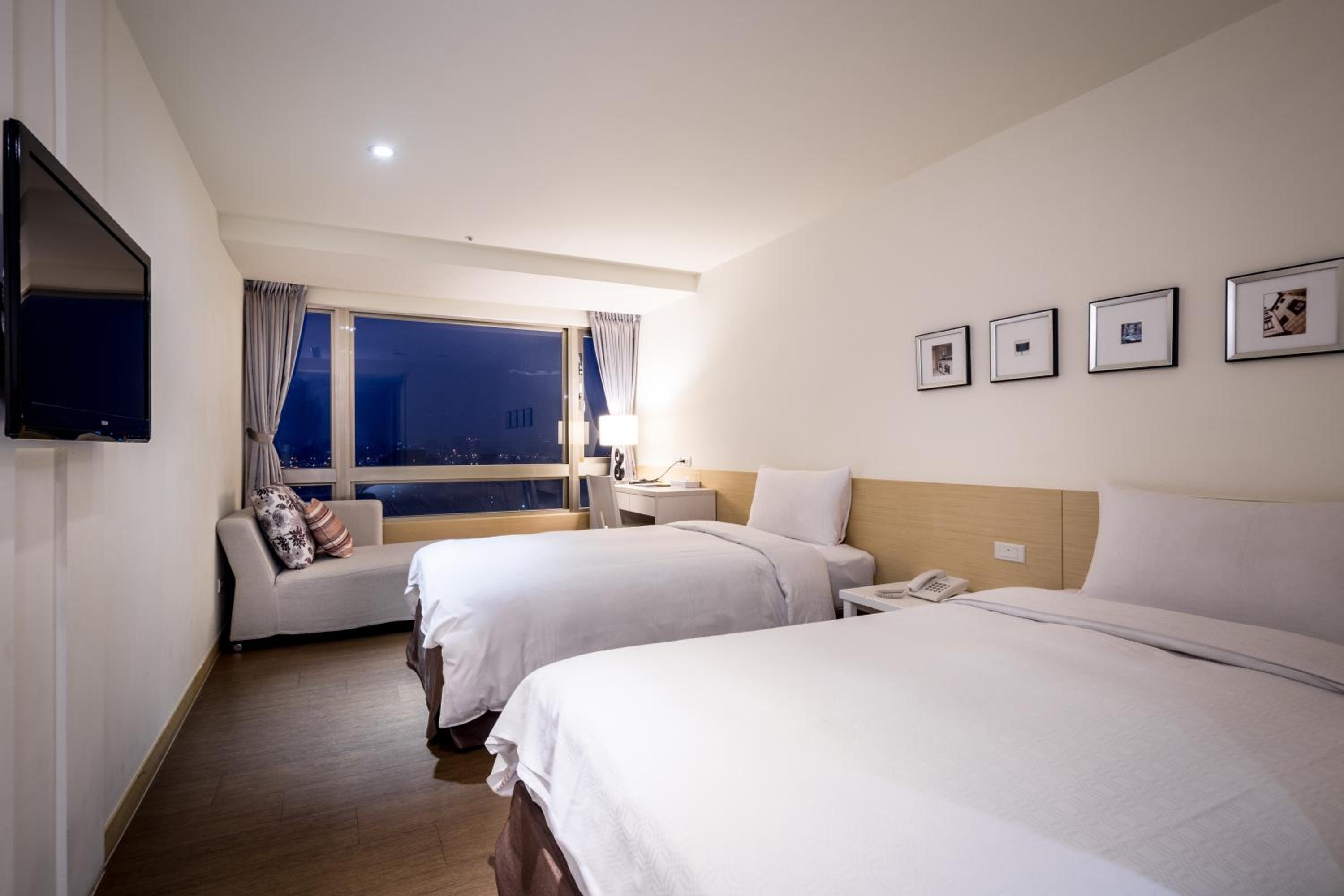 Twin Room with River View
