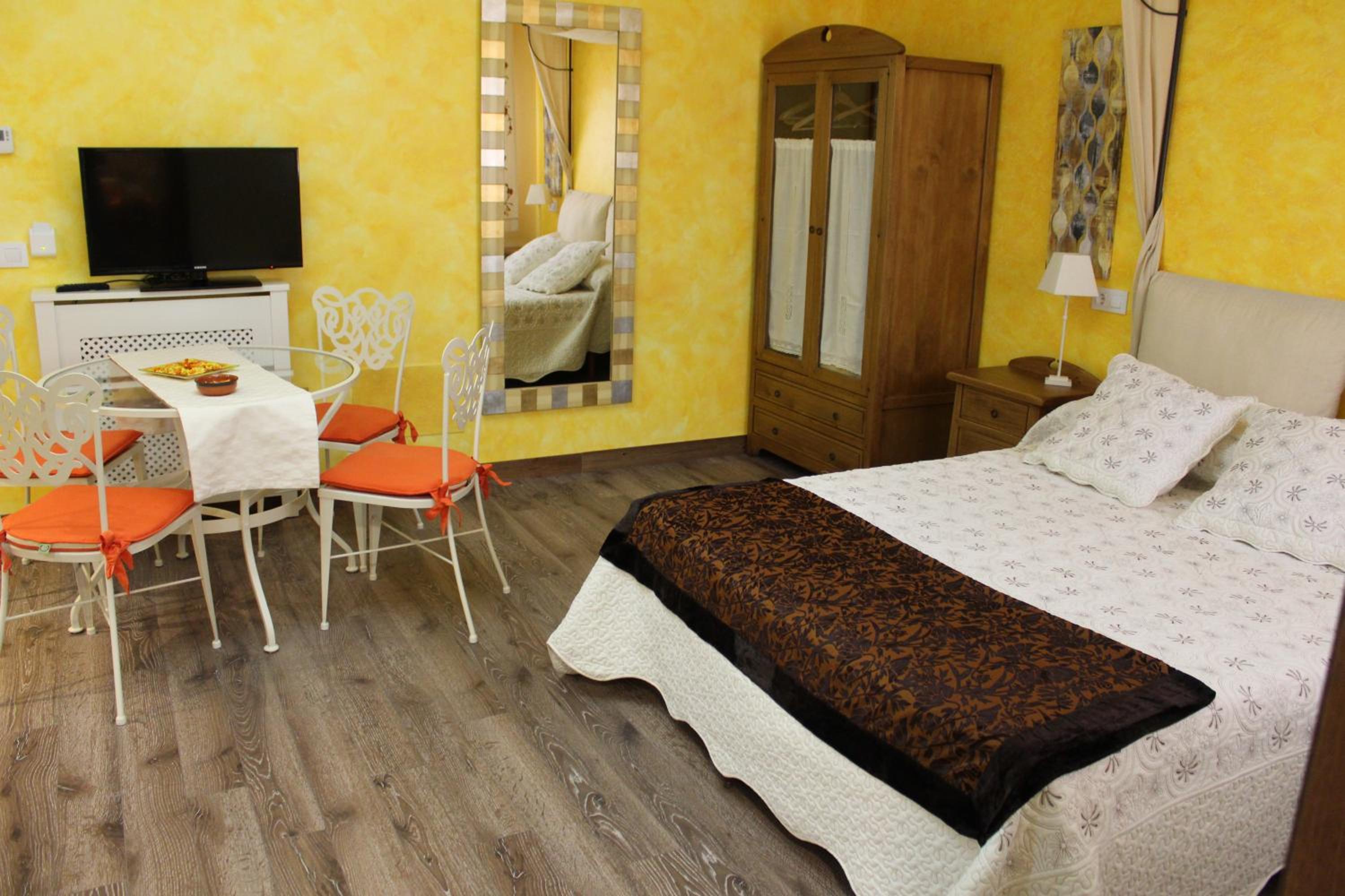 One Bedroom Apartment - Margarita - Photo 4