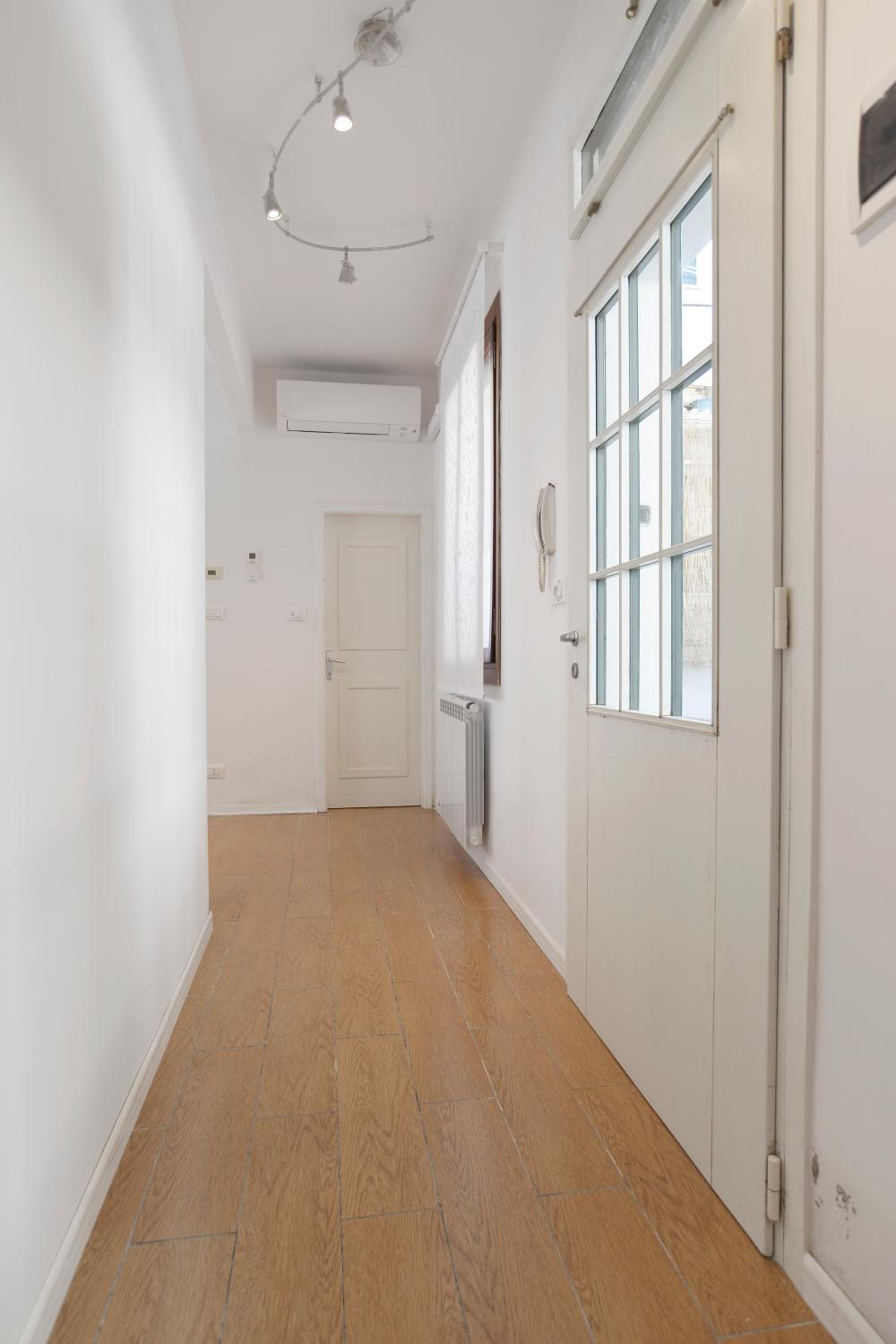 Standard Apartment photo 1