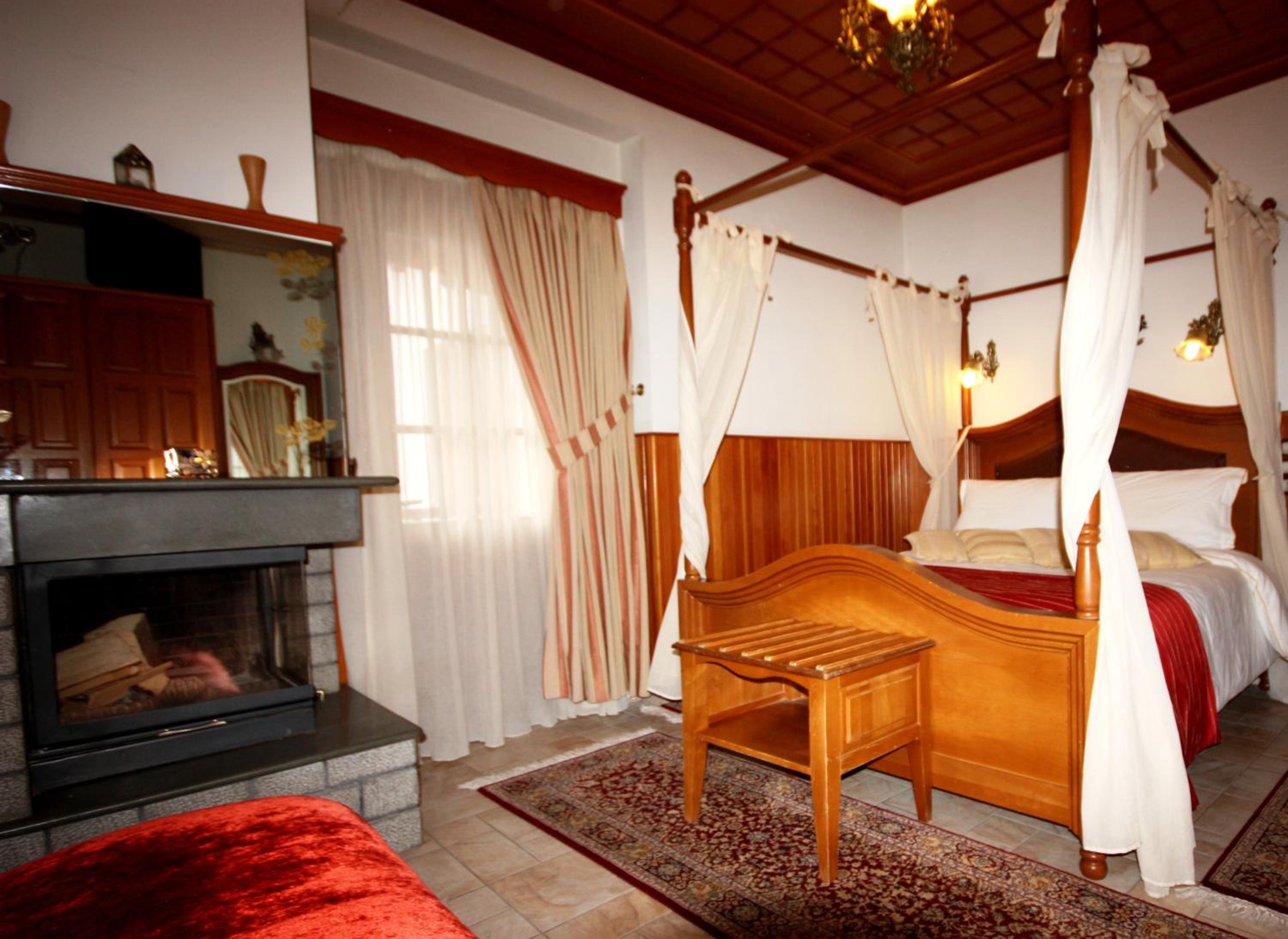 Executive Double Room with Fireplace and Spa Bath