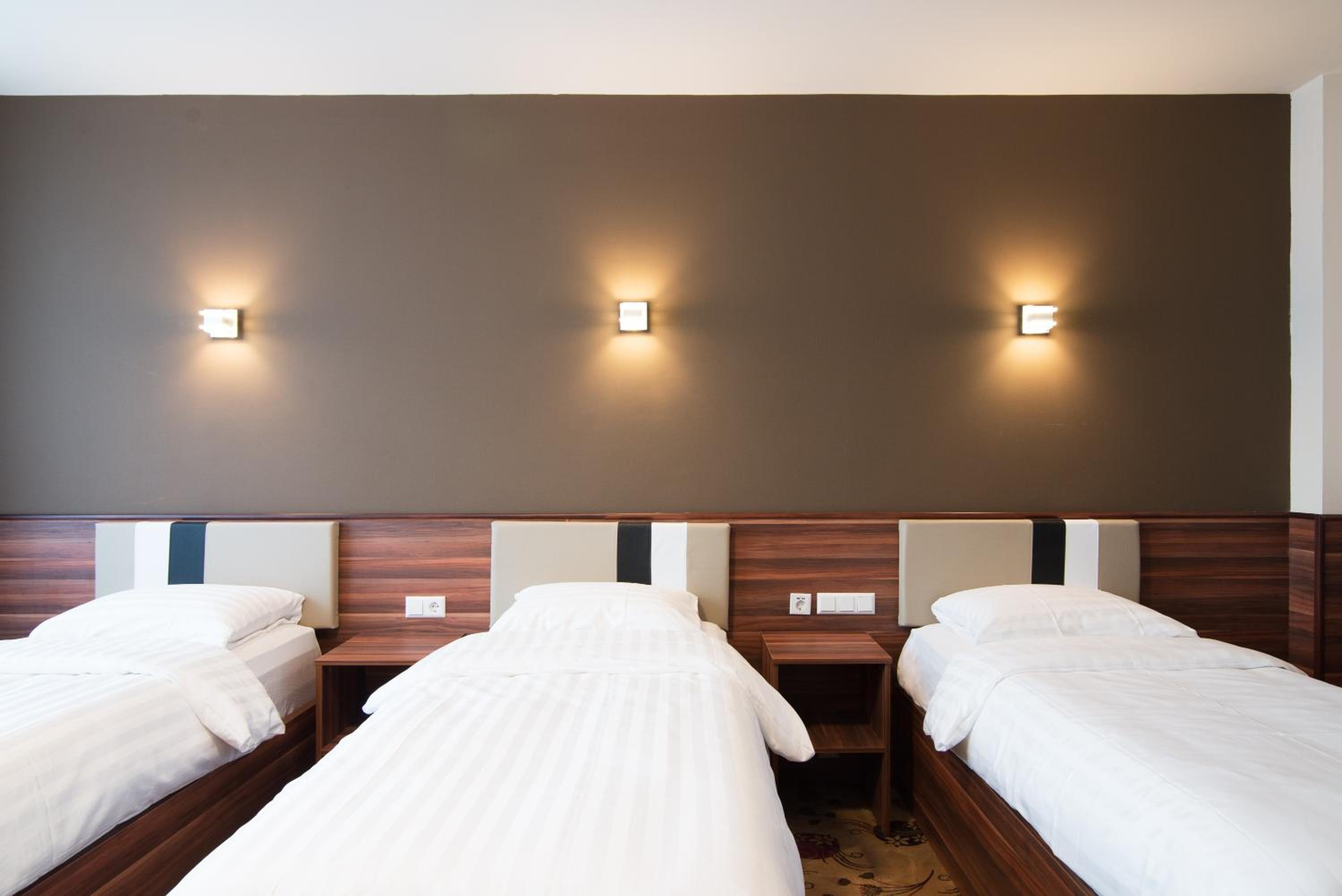 Triple Room With Private Bathroom photo 2