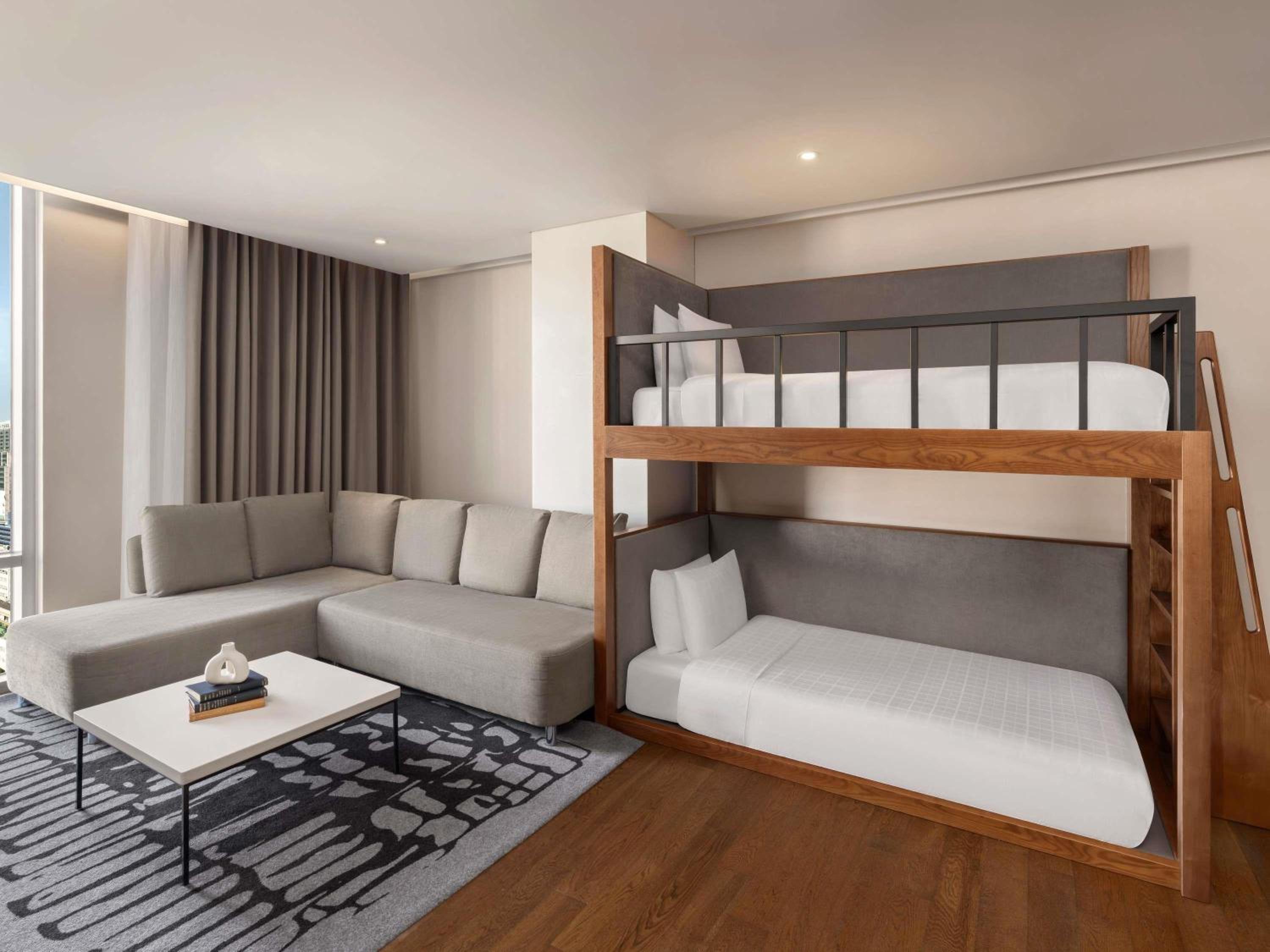 One-Bedroom Premier Family Residence with One Double Bed and One Bunk Bed - Photo 2