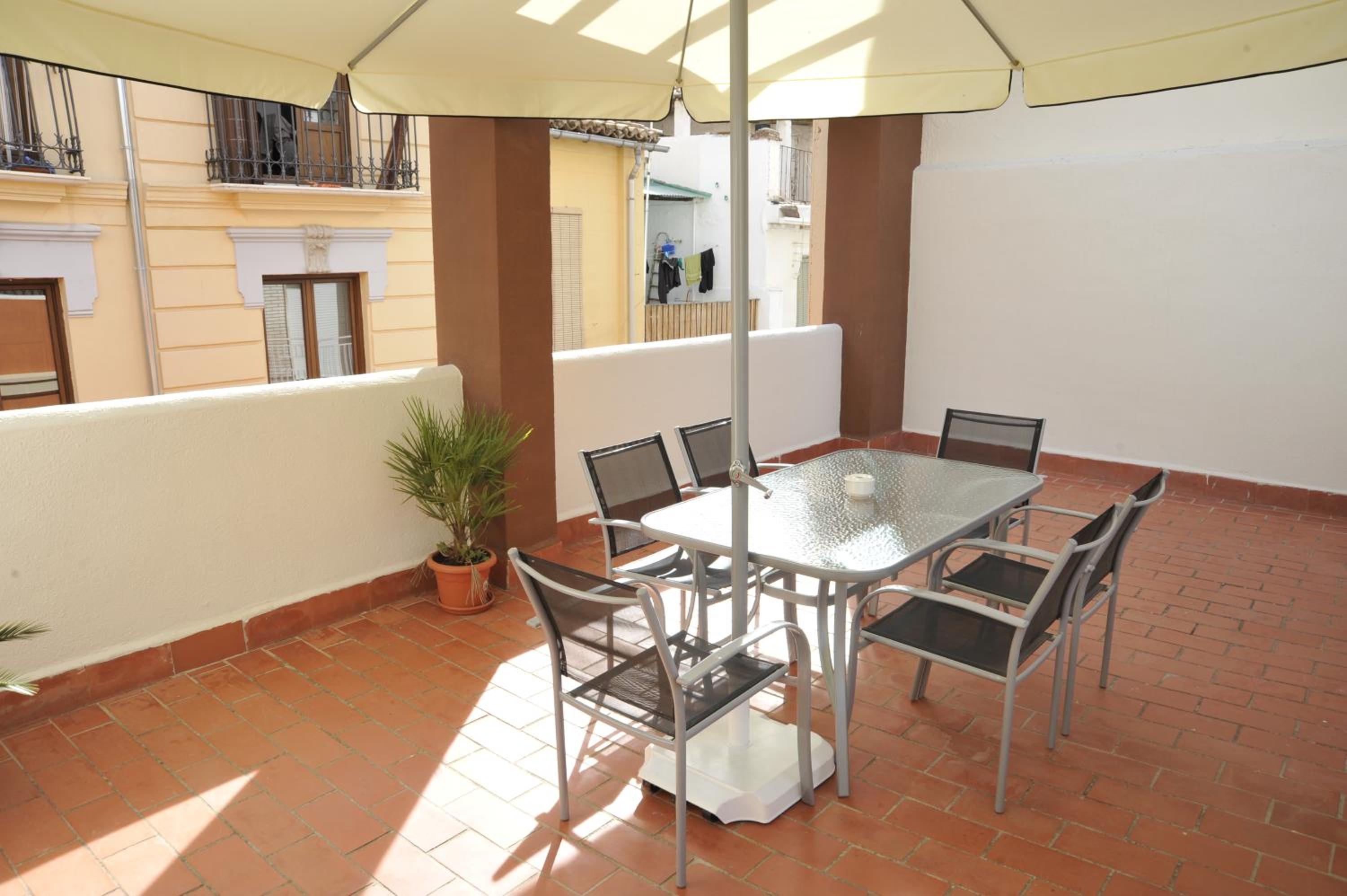 Apartment with Terrace photo 3