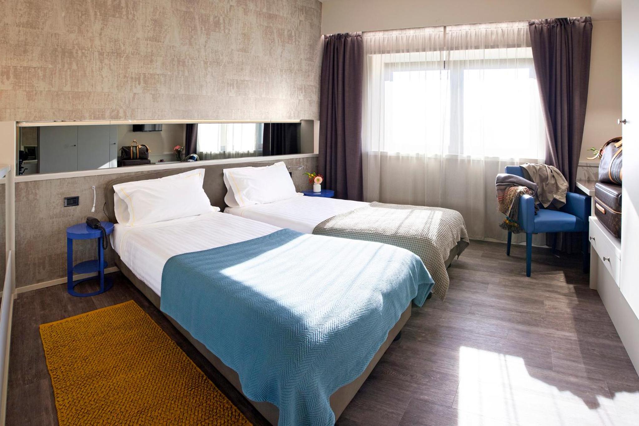 Superior Twin Room - Photo 2
