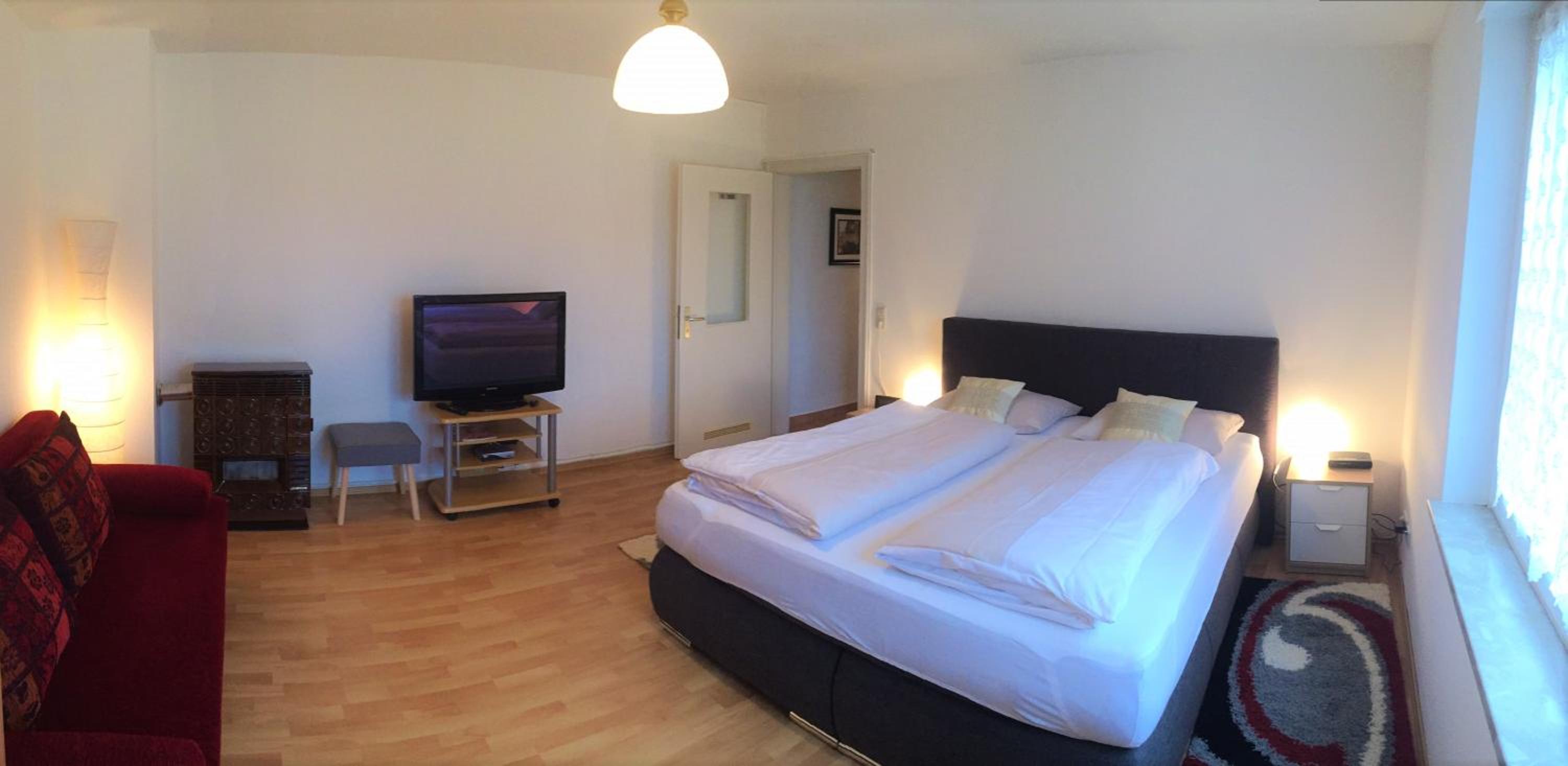One-Bedroom Apartment with Balcony photo 1