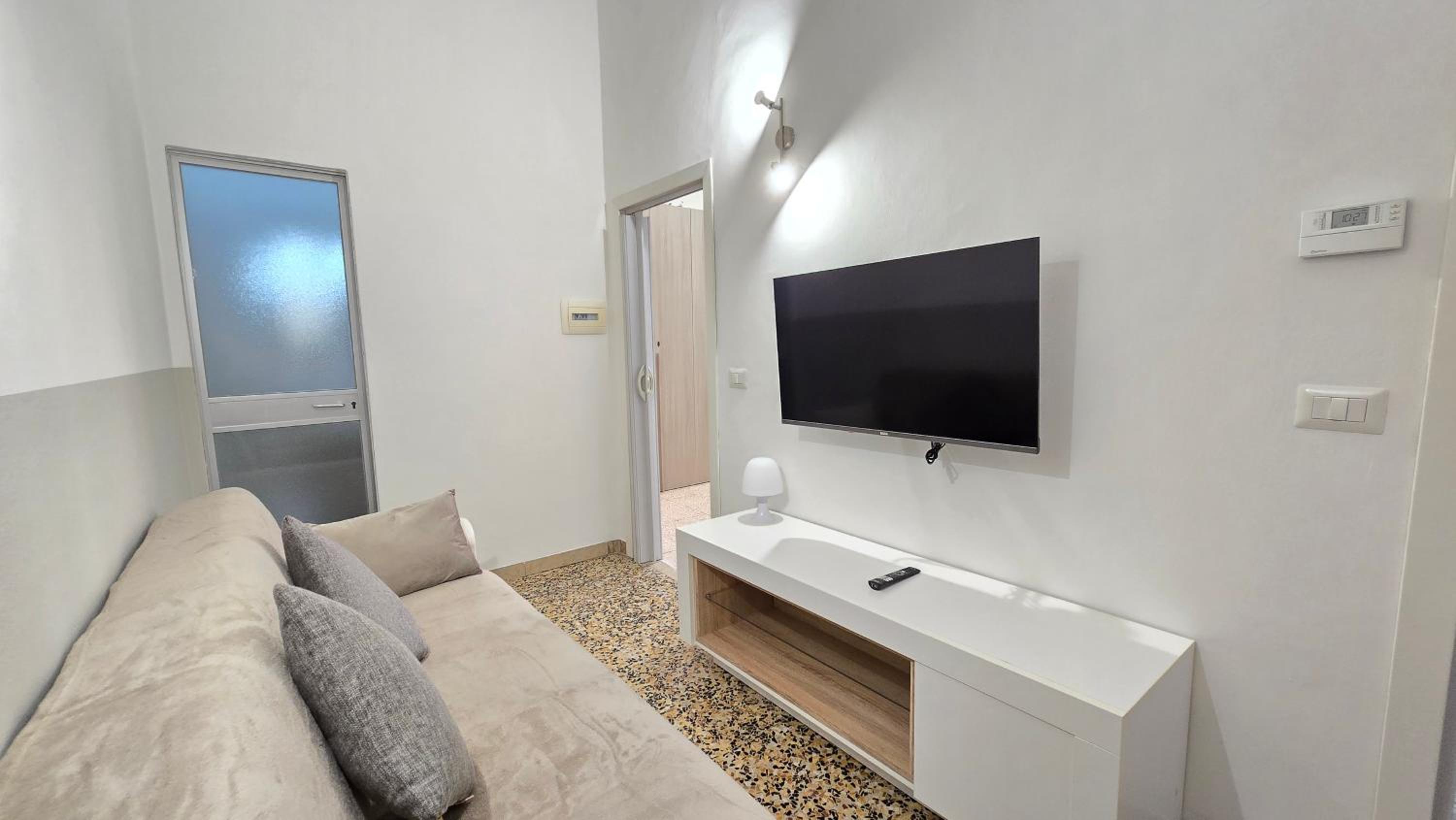 One-Bedroom Standard Apartment