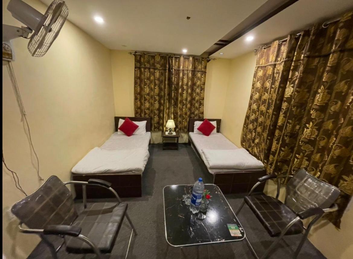 Budget Twin Room photo 1
