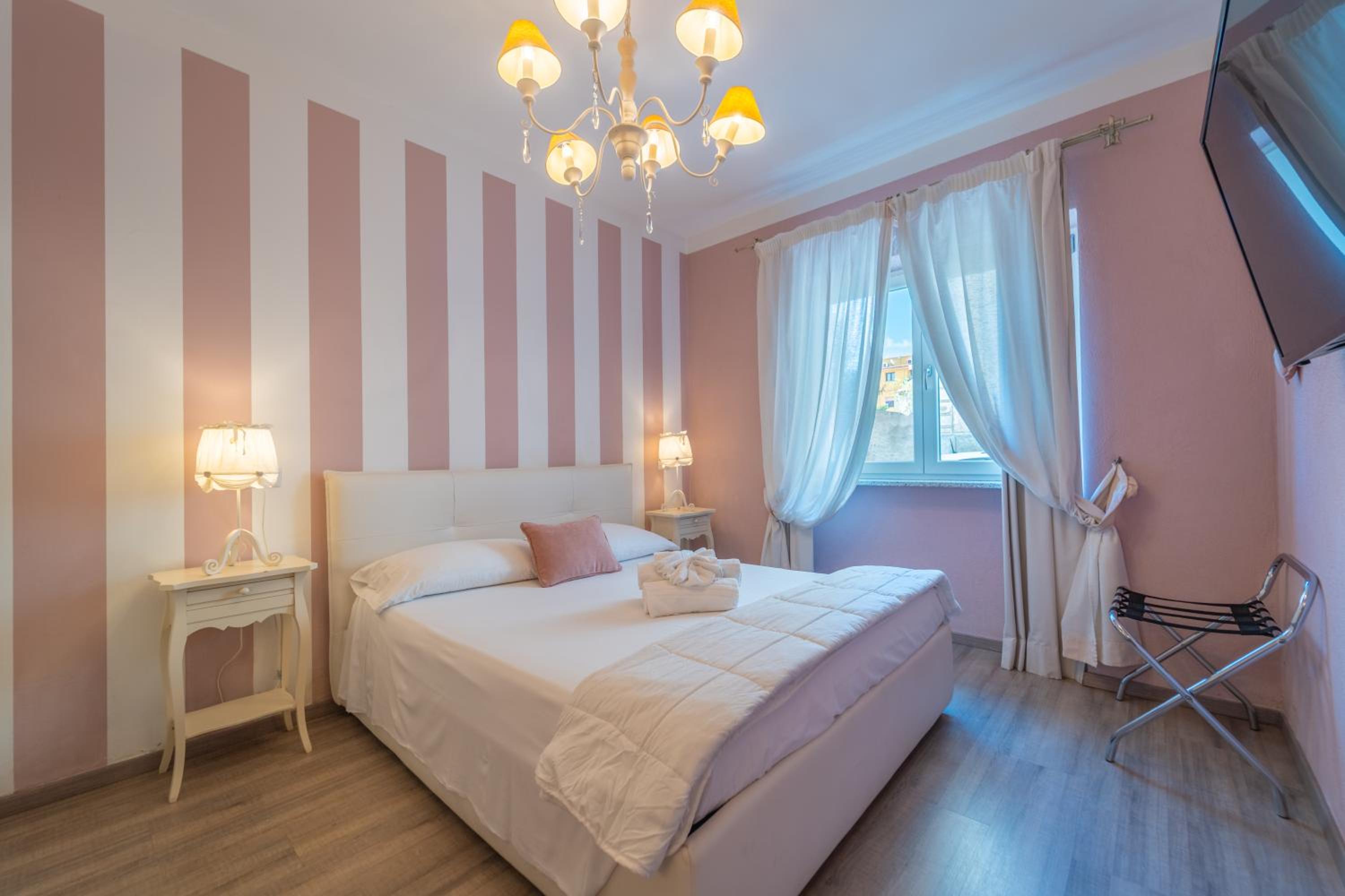 Standard Double Room photo 2