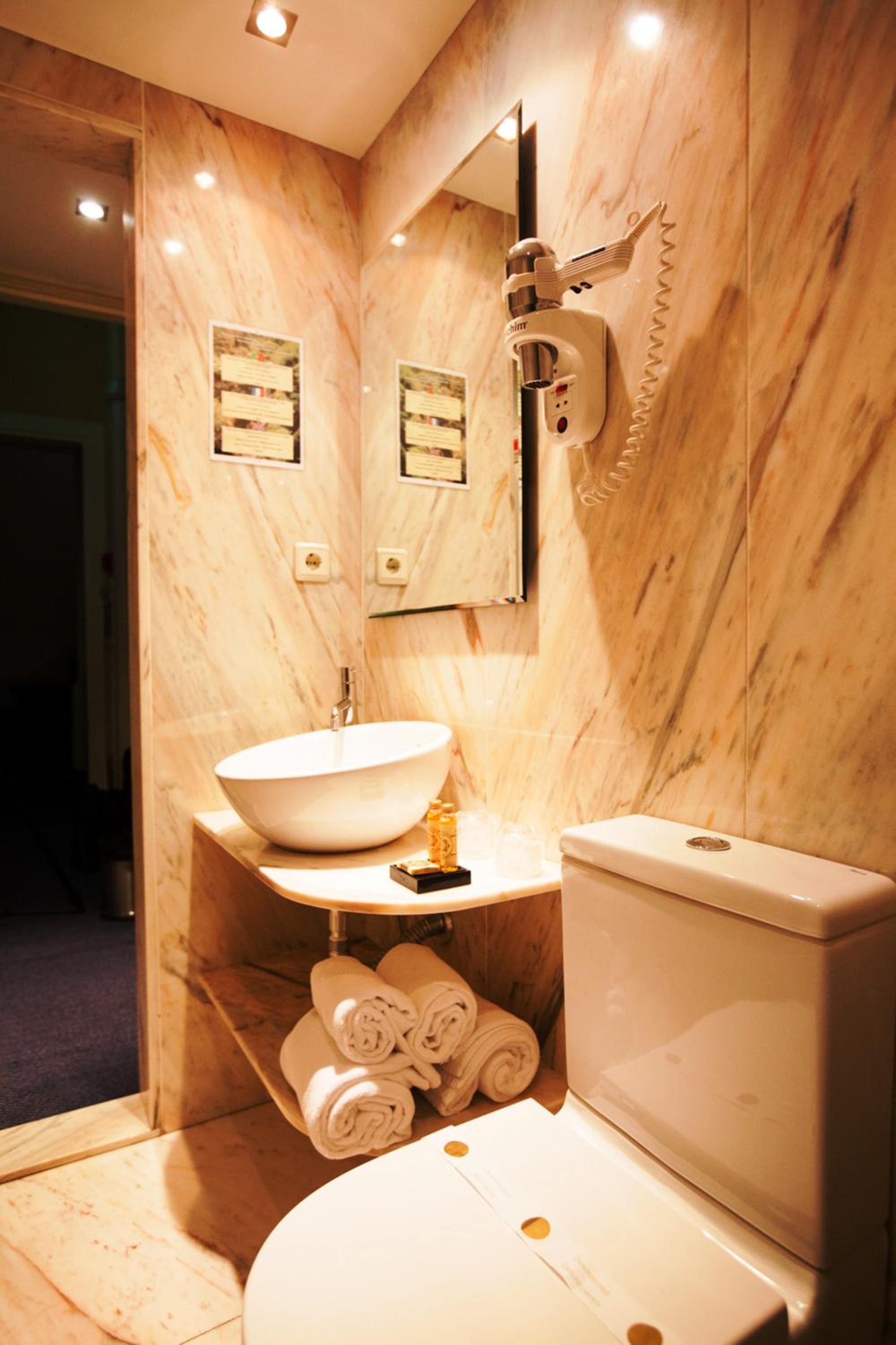 Double Room - Castle photo 2