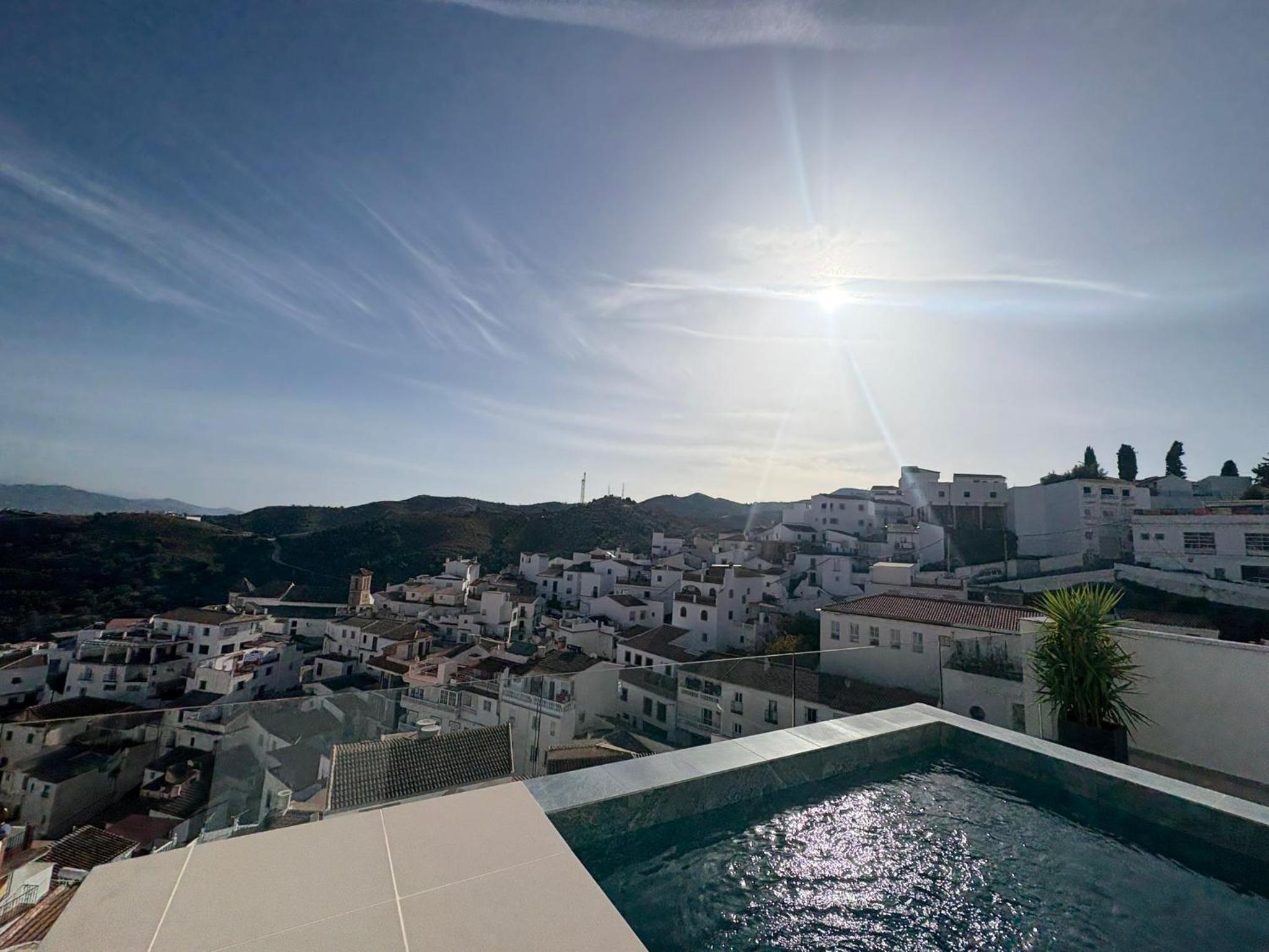 Suite with Private Pool photo 1