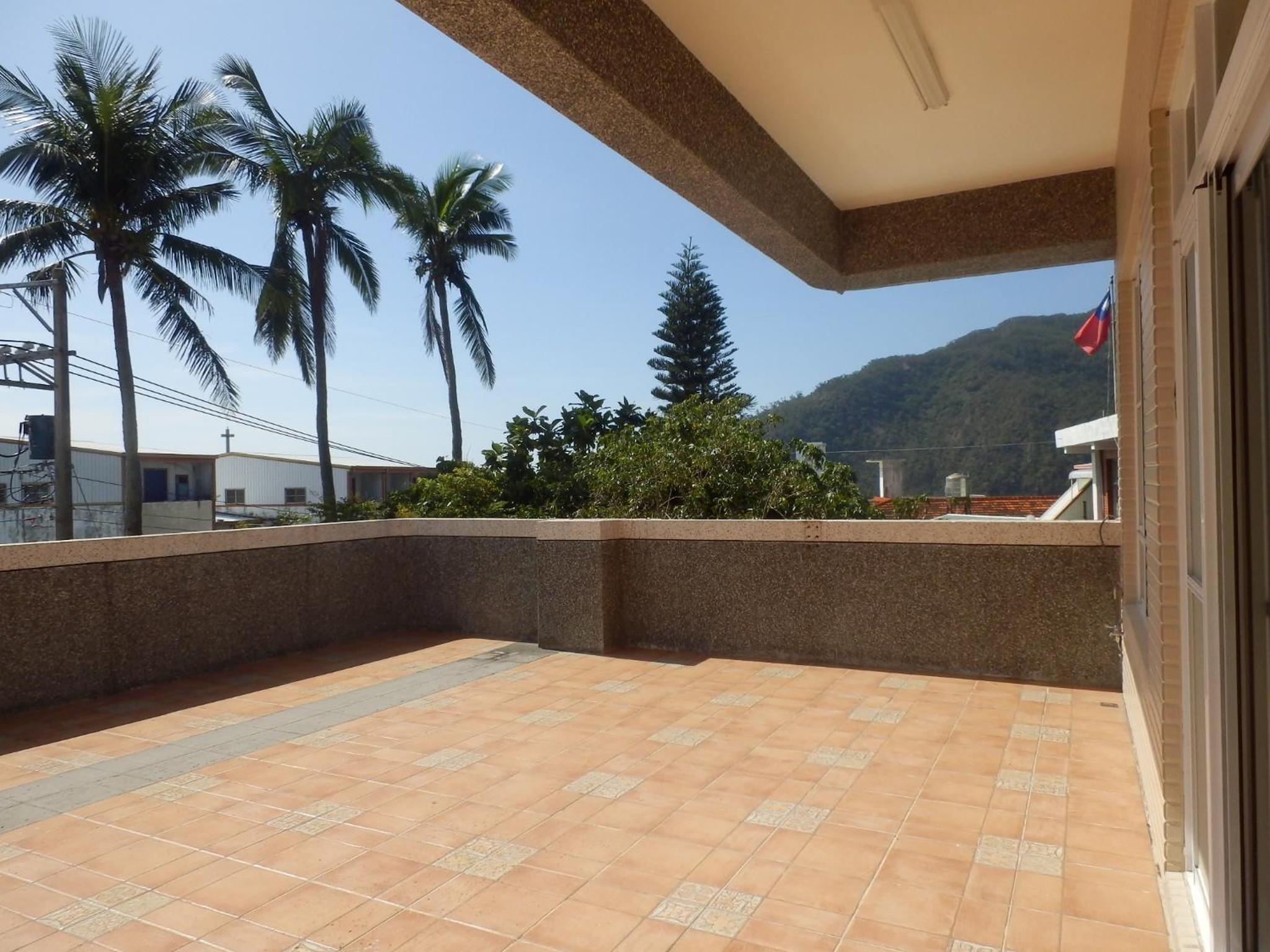 Quadruple Room with Balcony photo 2