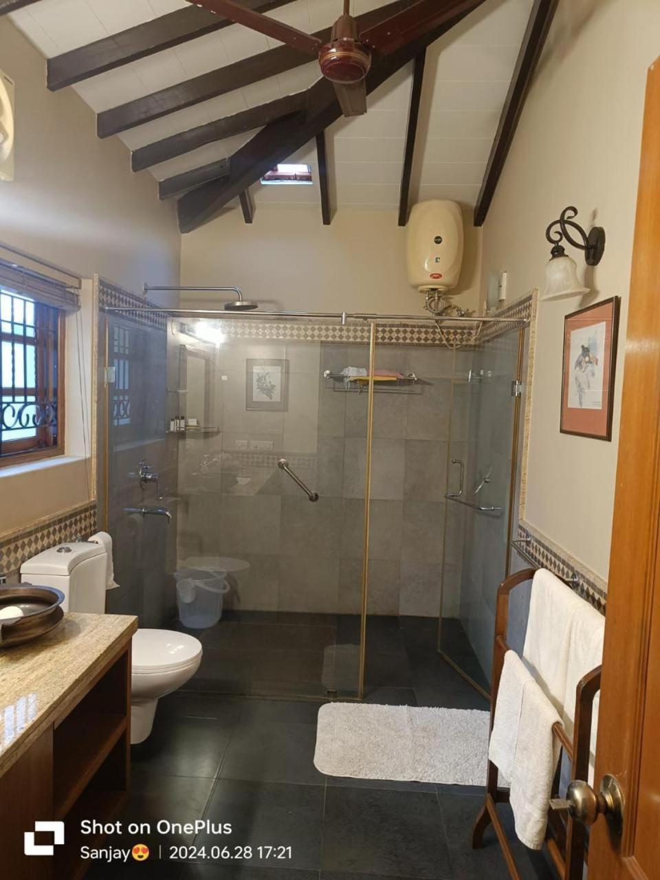 Villa photo 3