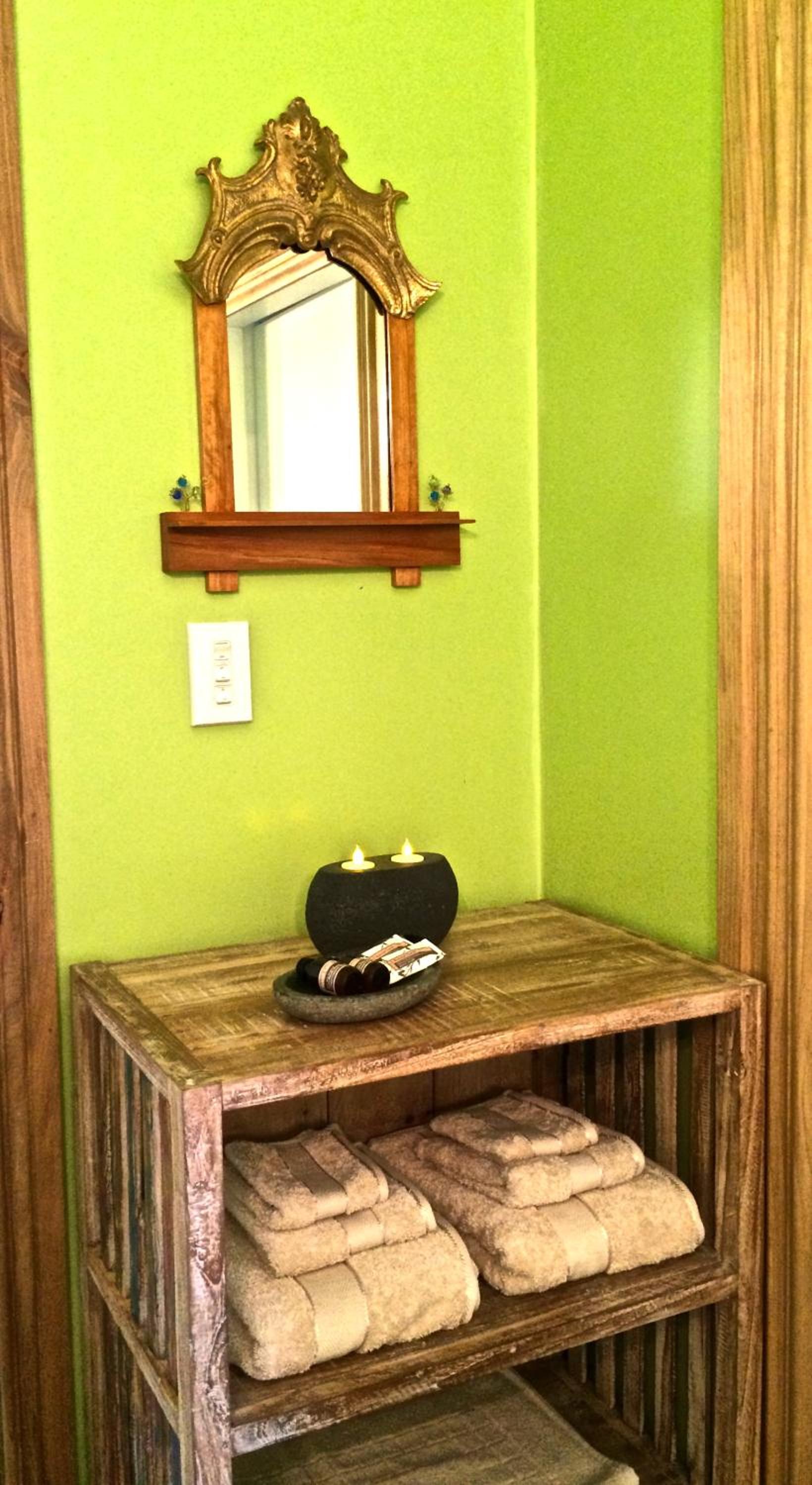 Queen Room - Photo 8