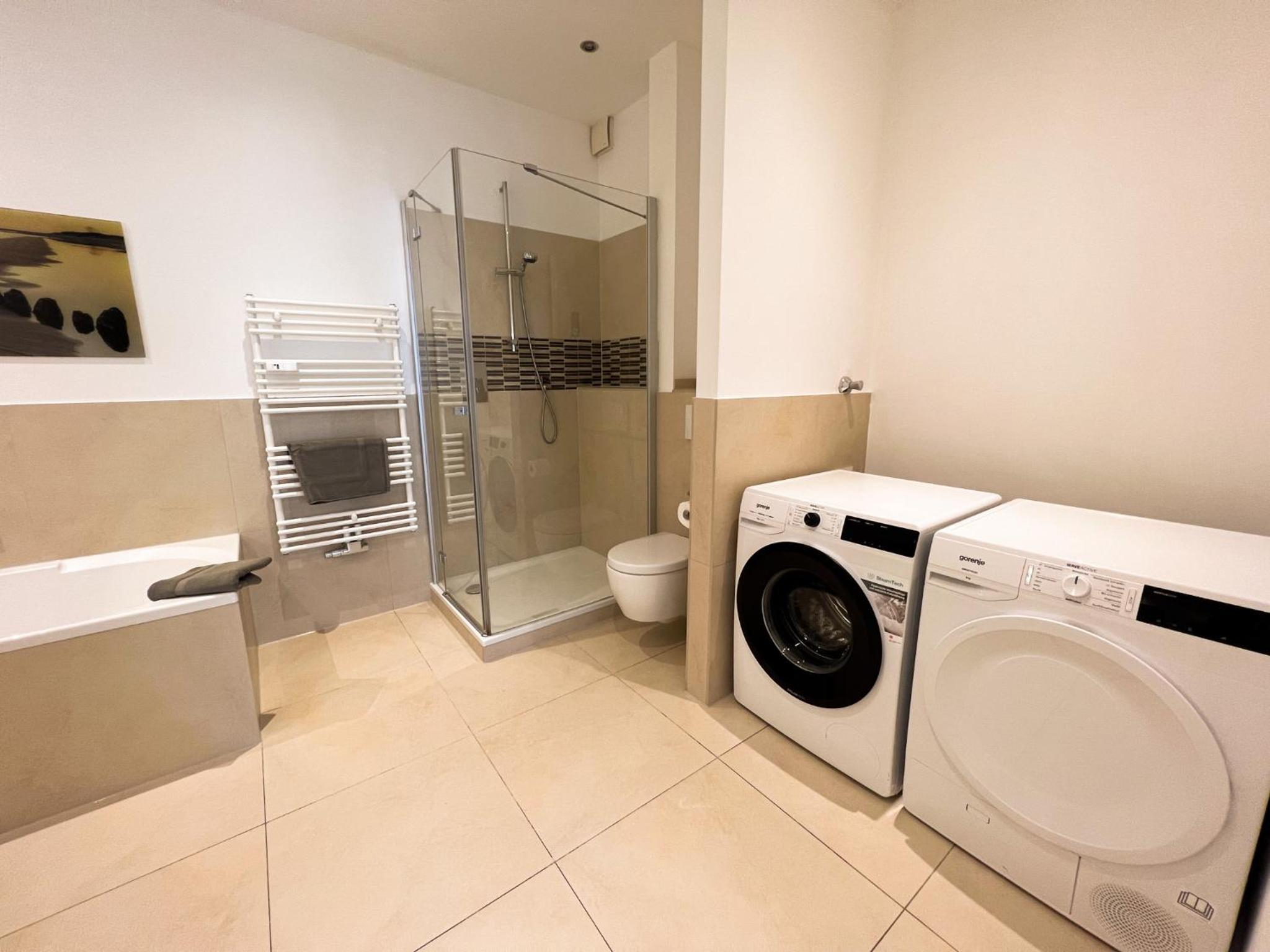 Three-Bedroom Deluxe Apartment