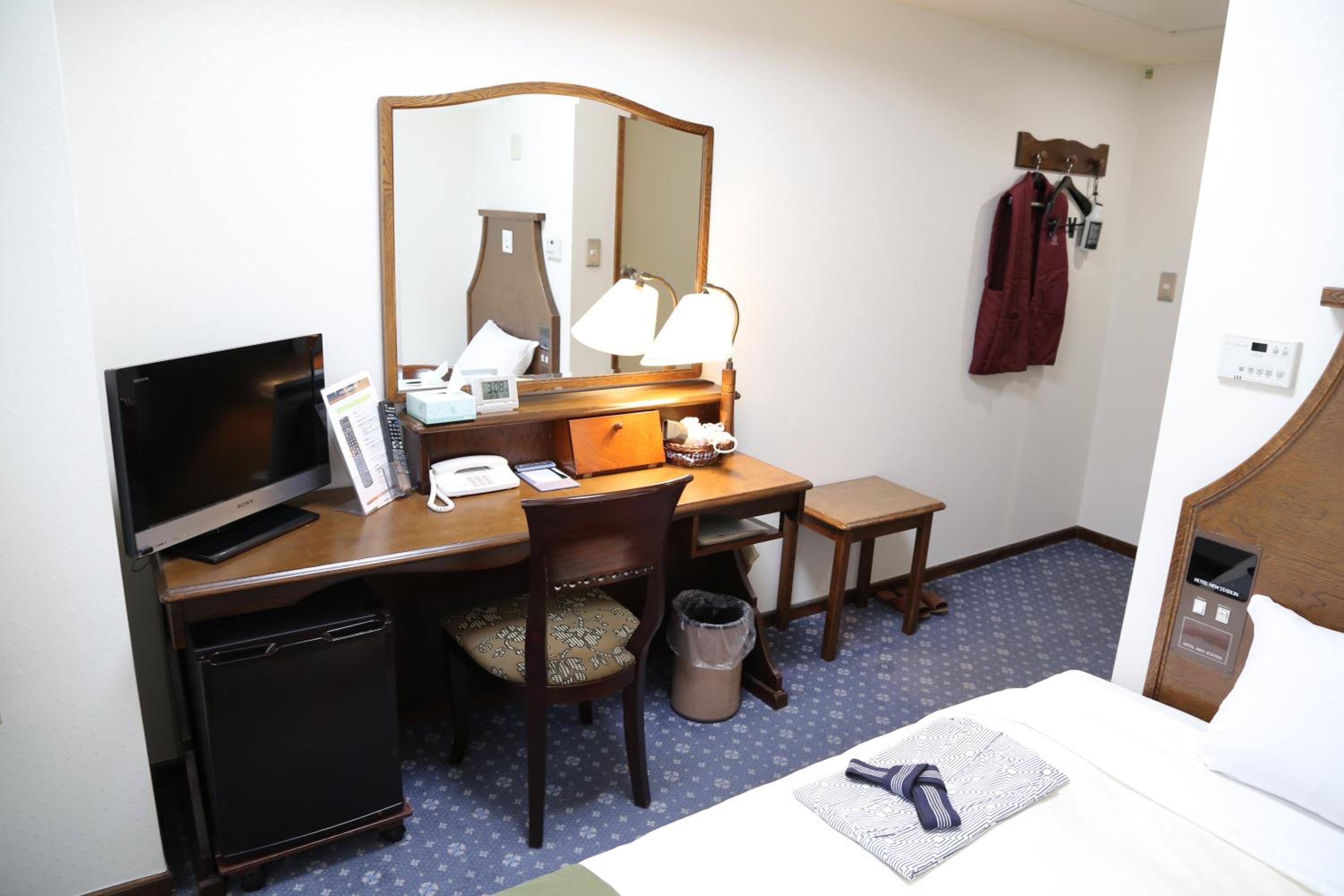 Single Room - Non-Smoking - Photo 2