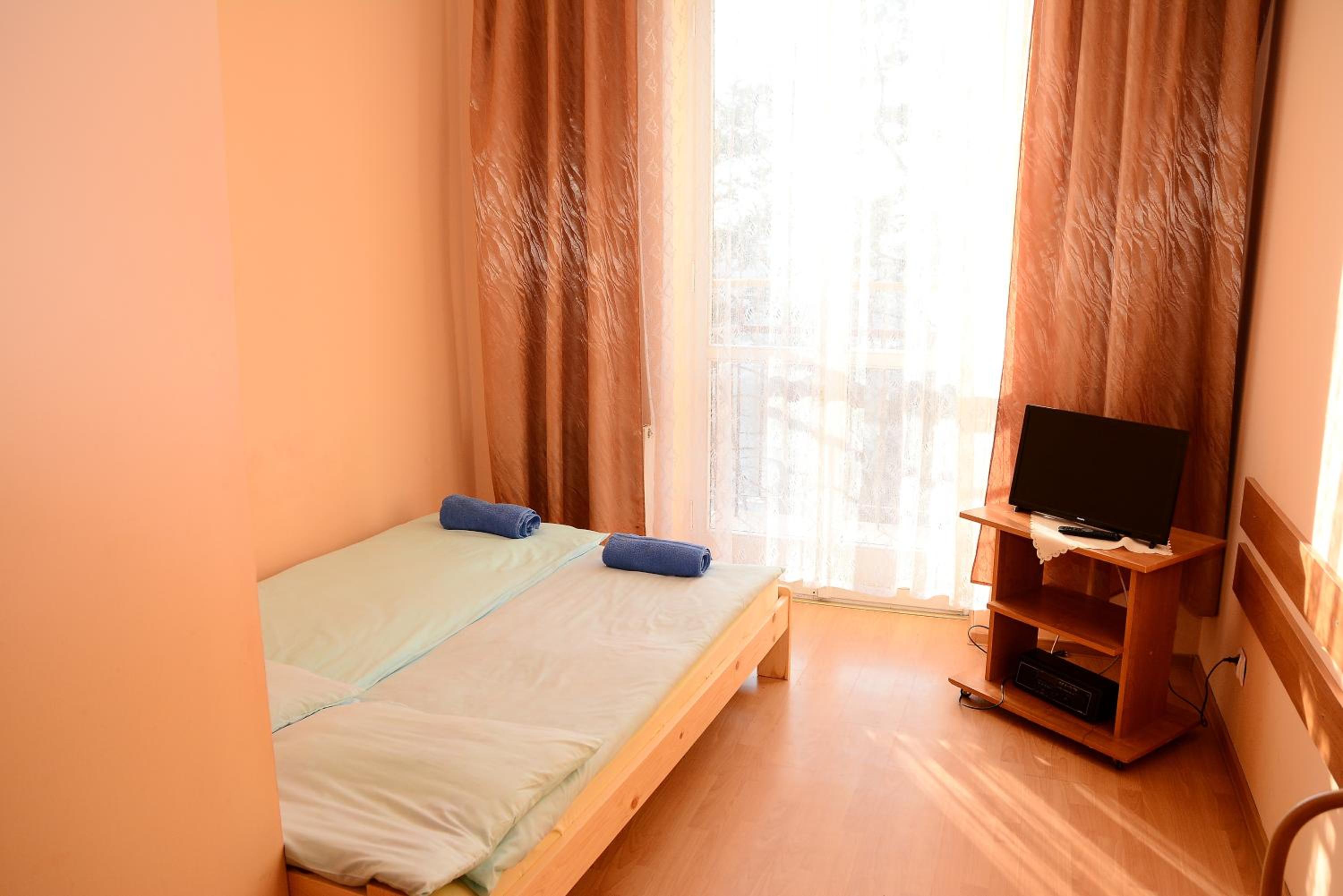 Standard Double Room With Shower