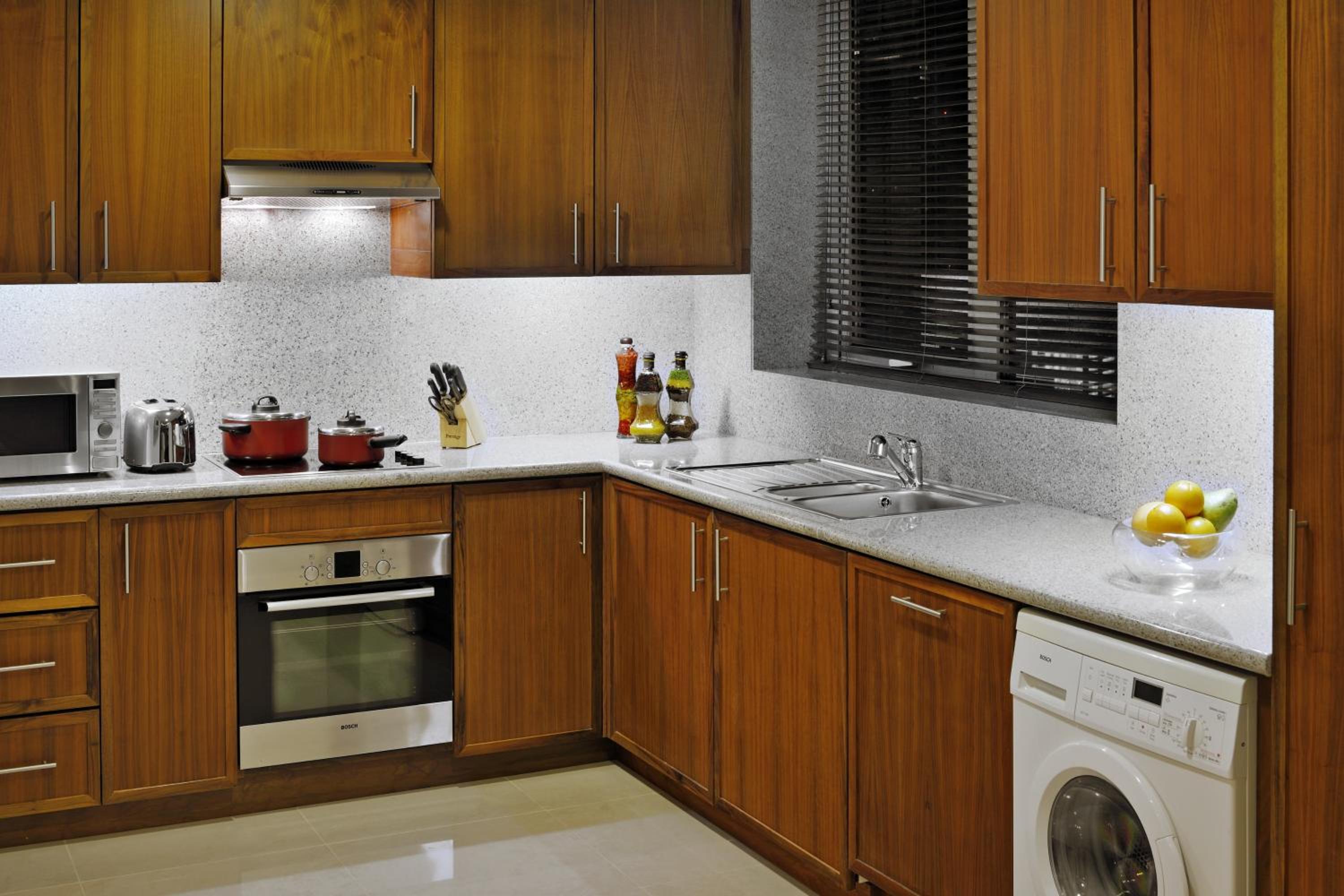 Premium King Studio, Burj Khalifa/Fountain View, Non-Smoking, Complimentary Transfer to Kite Beach, Dubai Mall and Metro Station - Photo 10