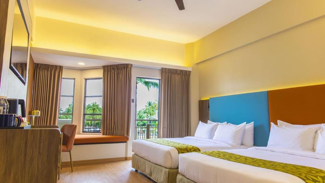 Sunset Family Room (Newly Refurbished) - Photo 2