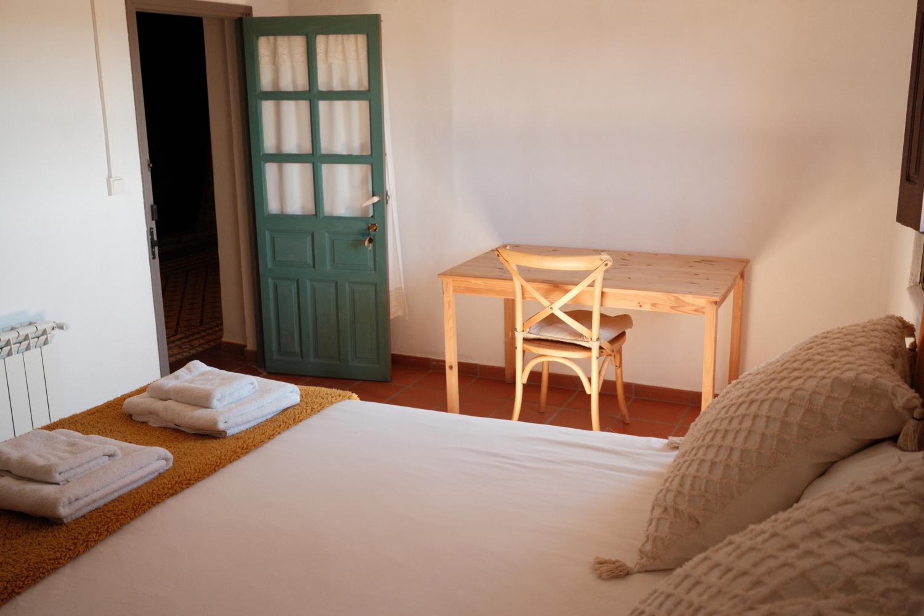 Deluxe Queen Room photo 3