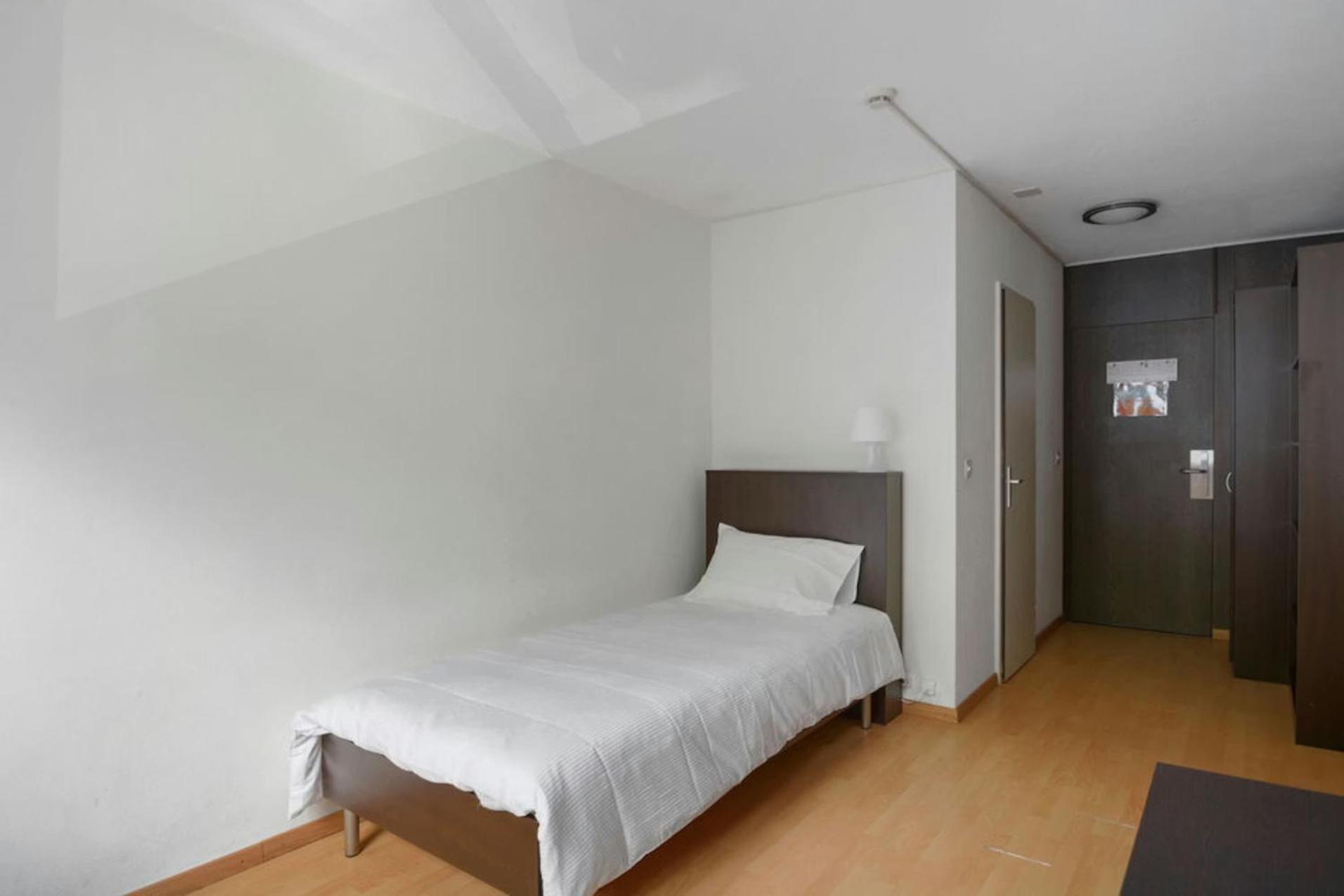 Standard Single Room