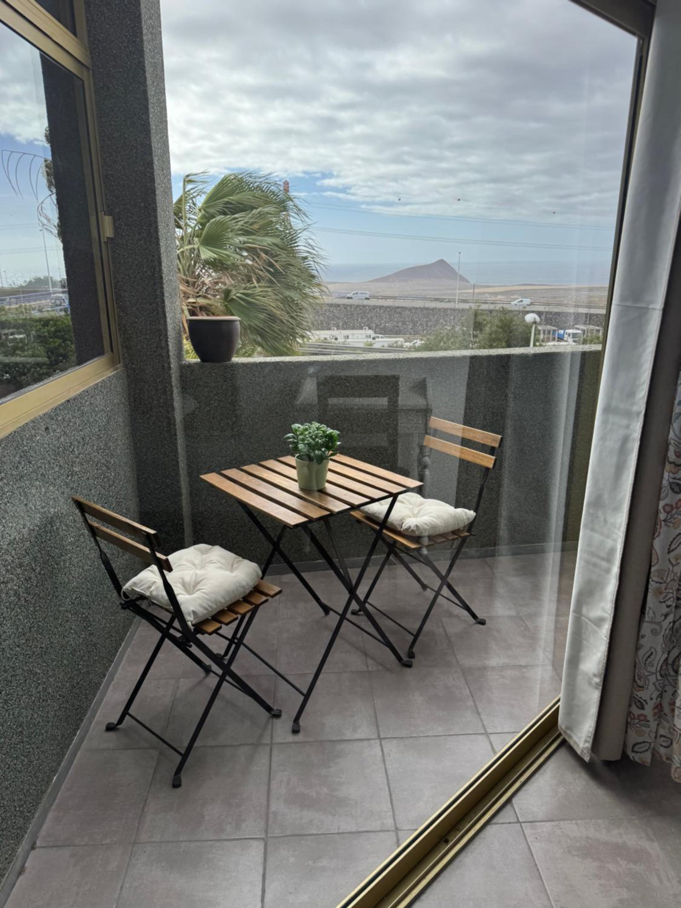 Two-Bedroom Apartment with Balcony and Sea View