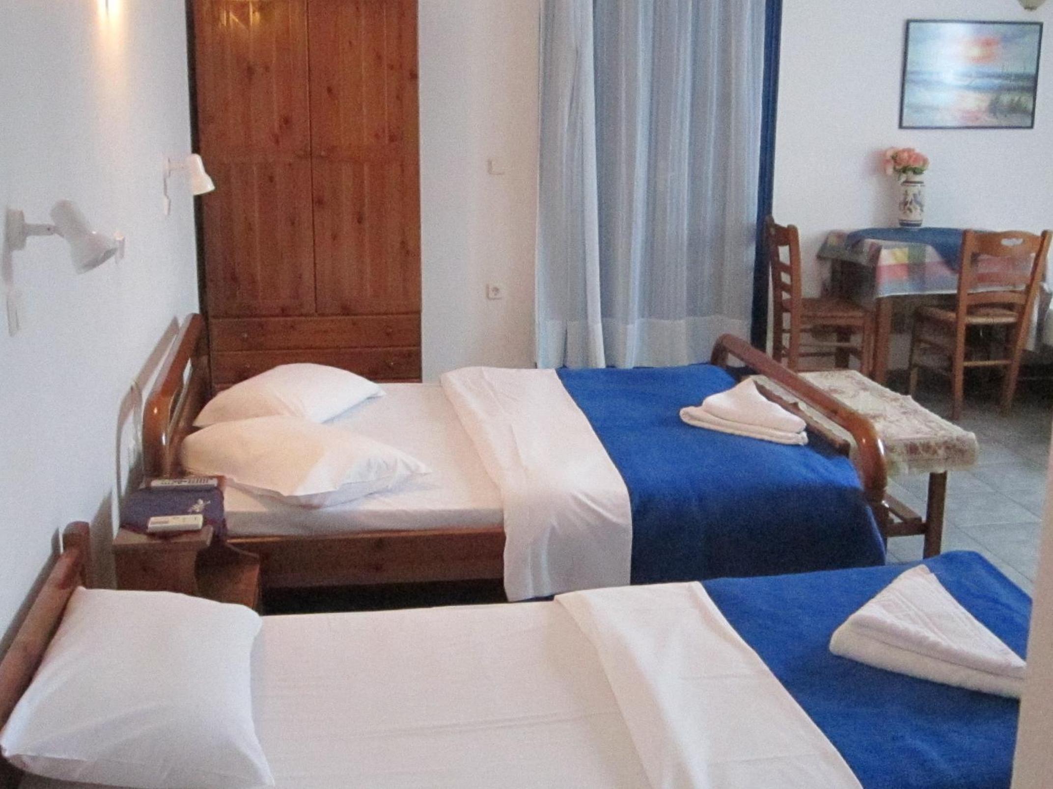 Studio (3 Adults) - Photo 2