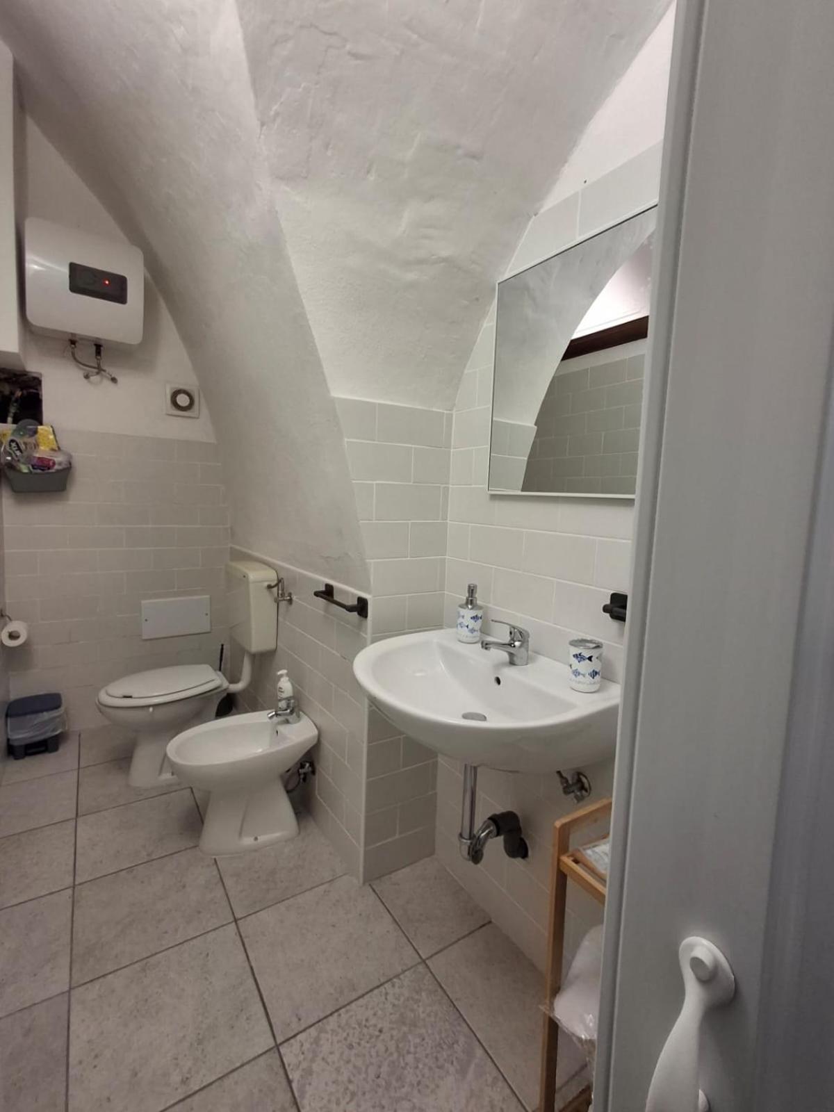 One-Bedroom House photo 1