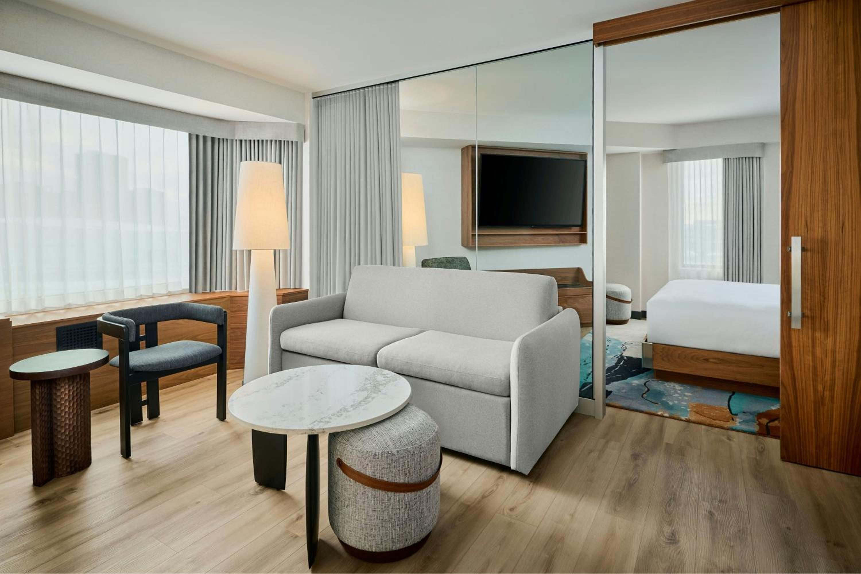One-Bedroom King Suite with Sofa Bed - Photo 2