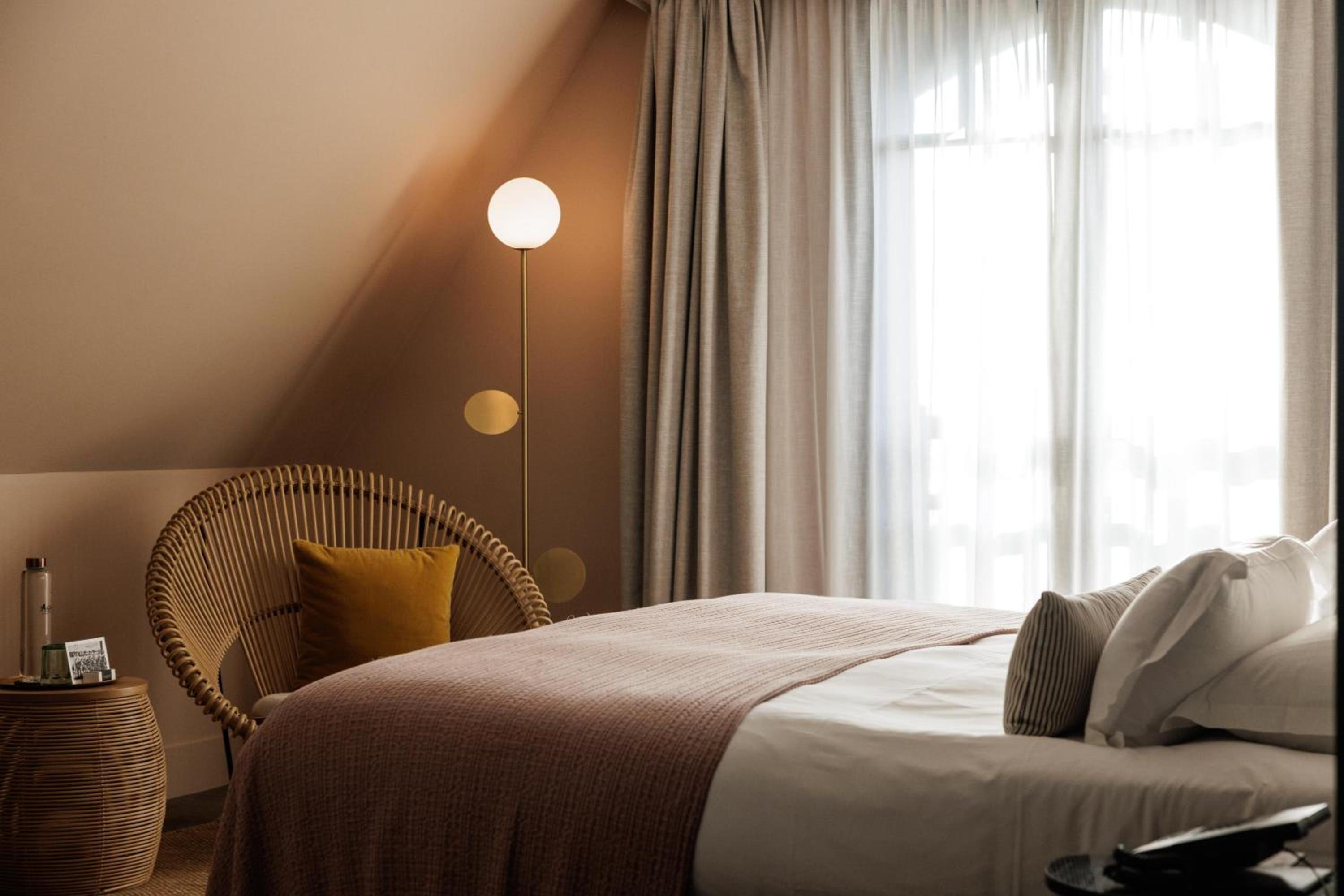 Deluxe Room with Sea View
