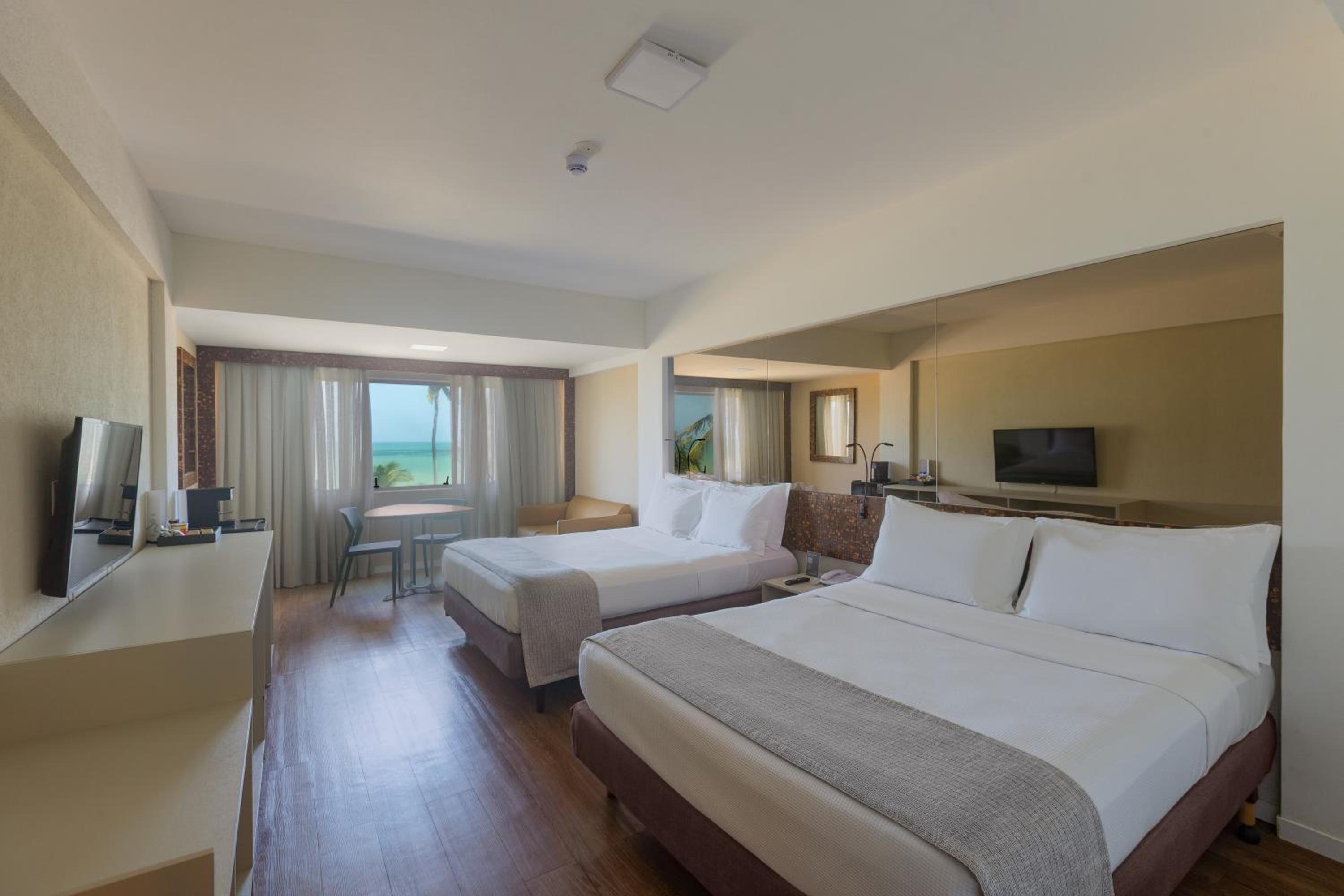 Family Room with Sea View