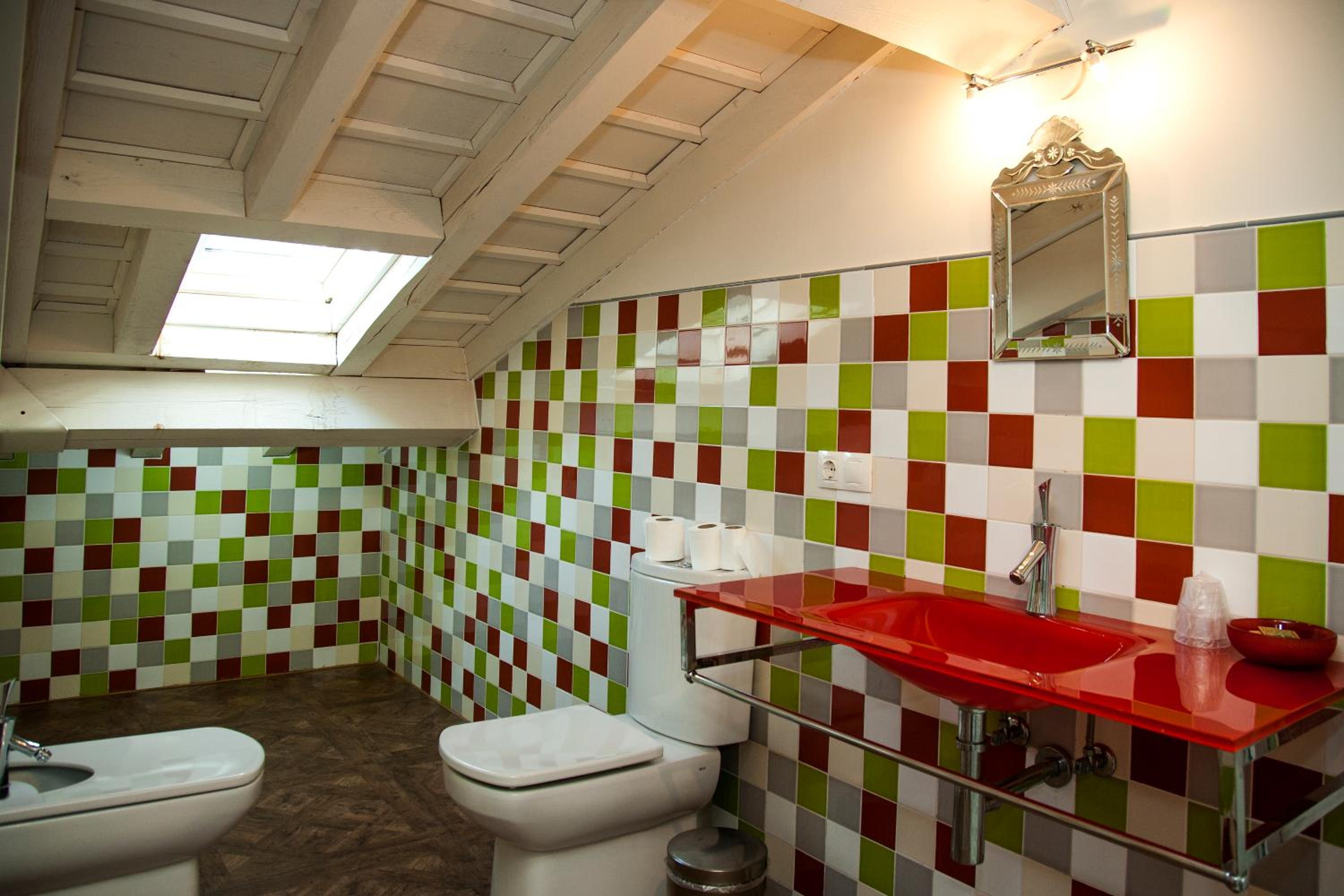 Double Room - Photo 5