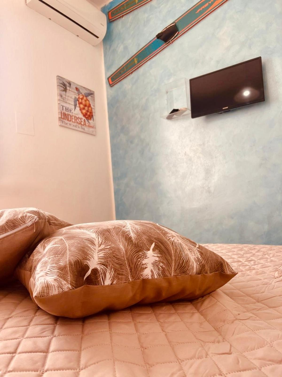 One-Bedroom House photo 2