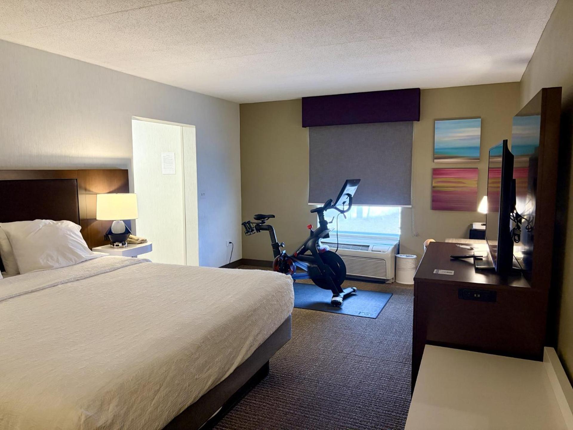 King Room with Peloton Bike - Photo 1