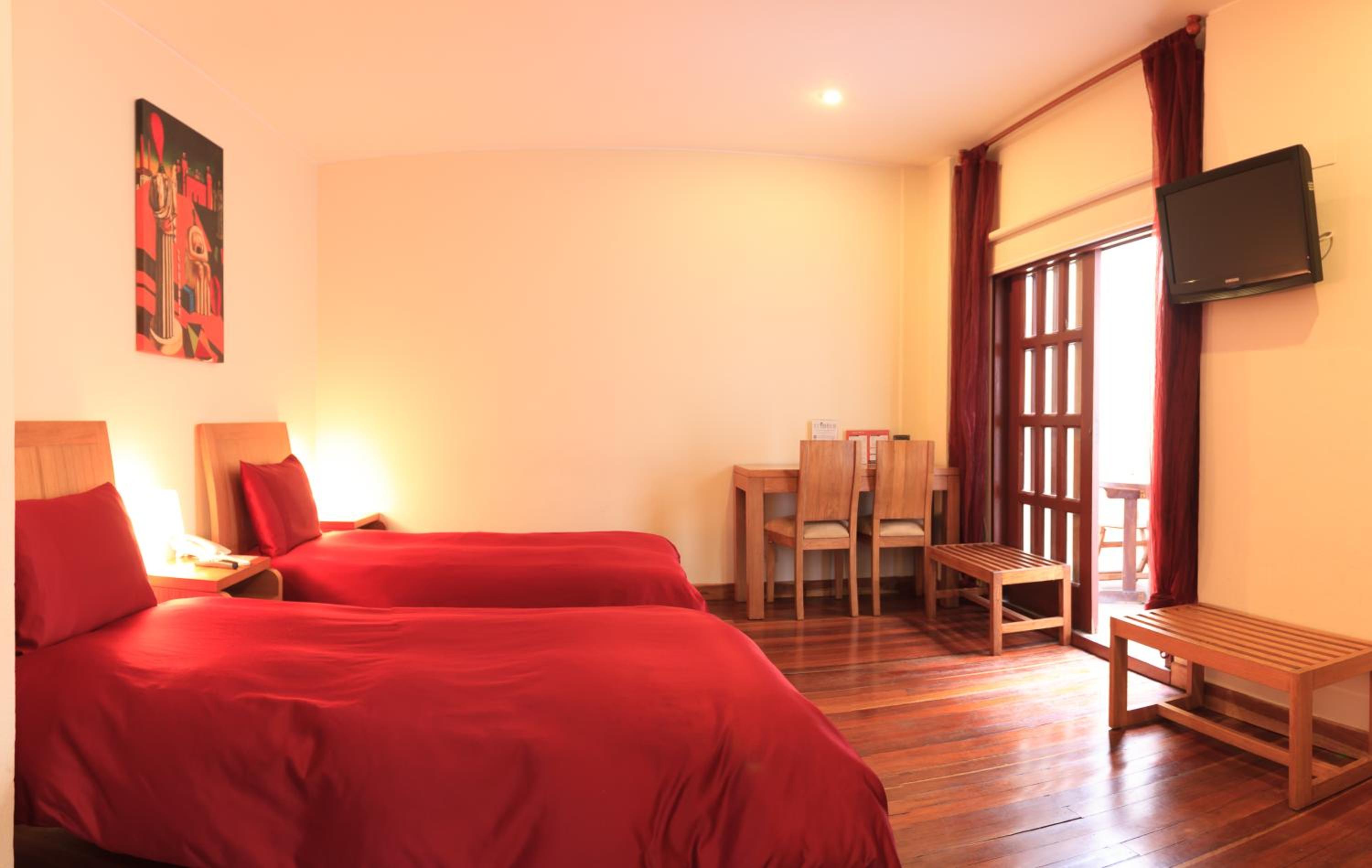 Junior Suite (2 Adults) - Photo 2