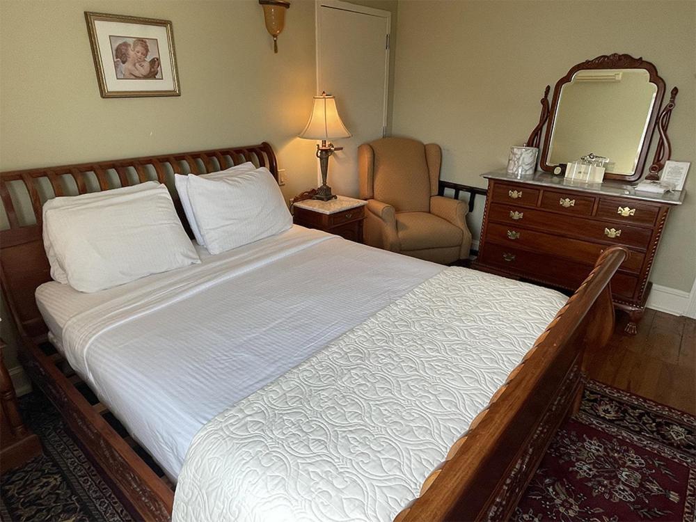 Queen Room with Sea View photo 3