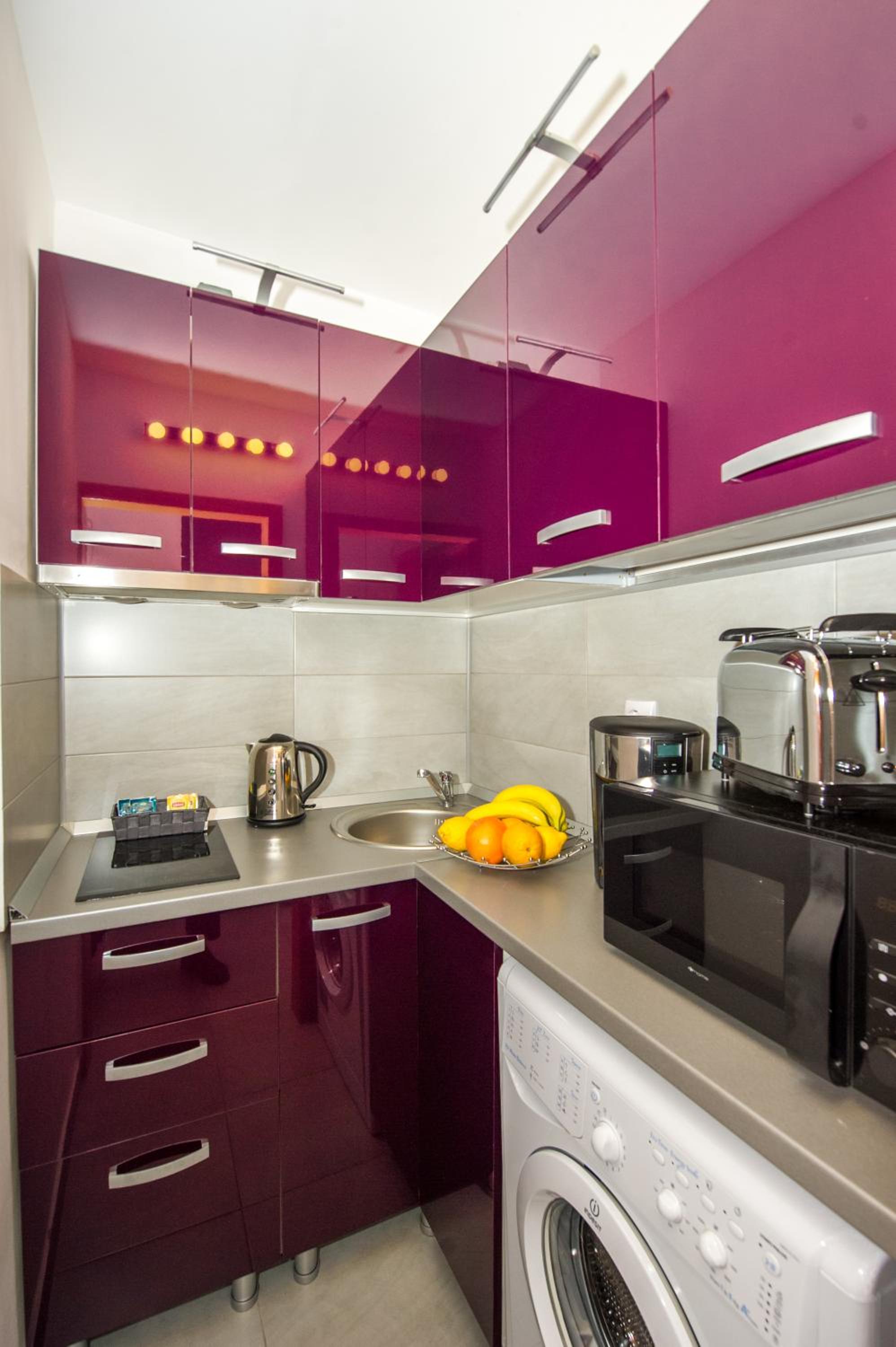Studio Apartment - Photo 15