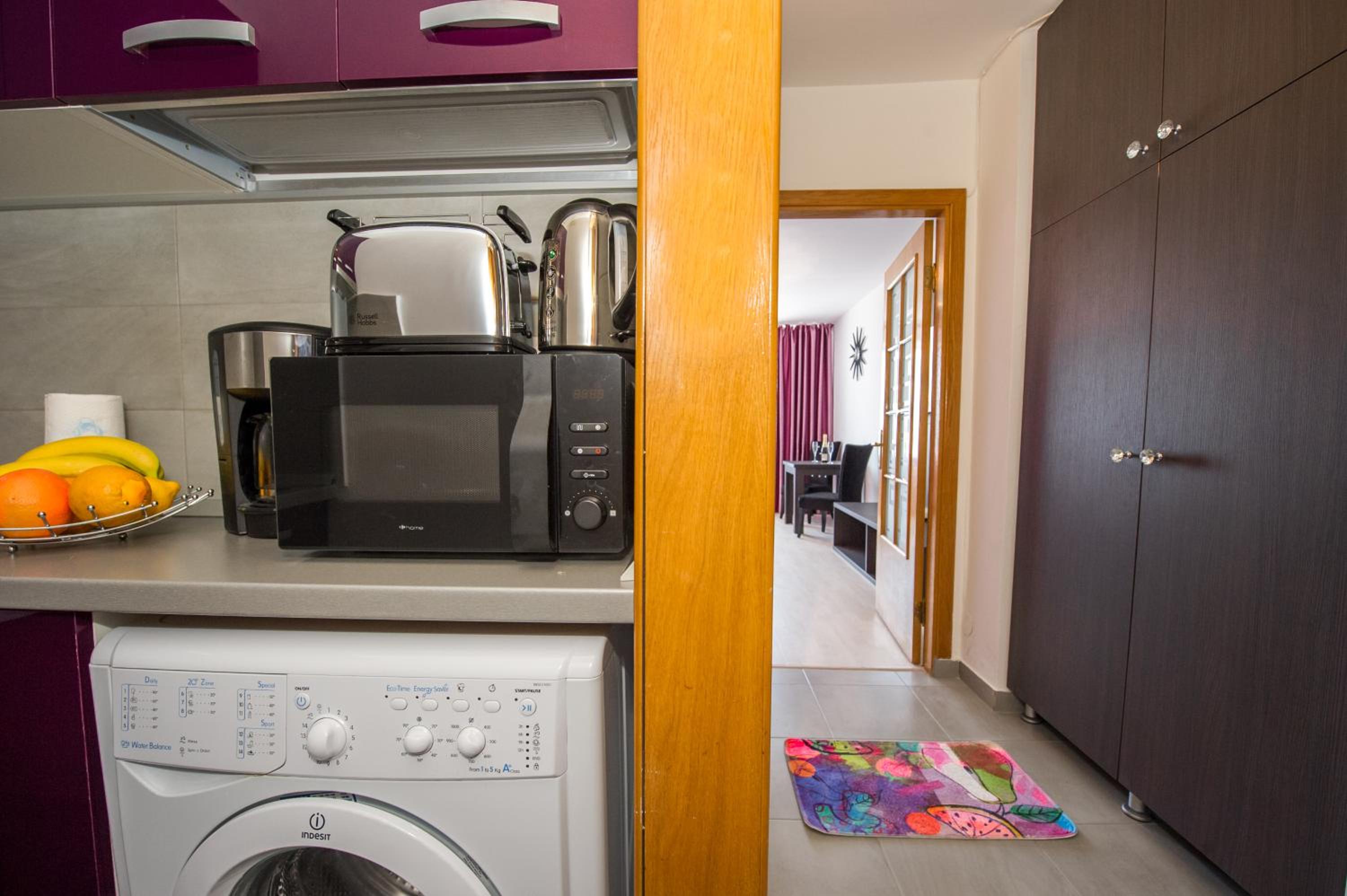 Studio Apartment - Photo 16