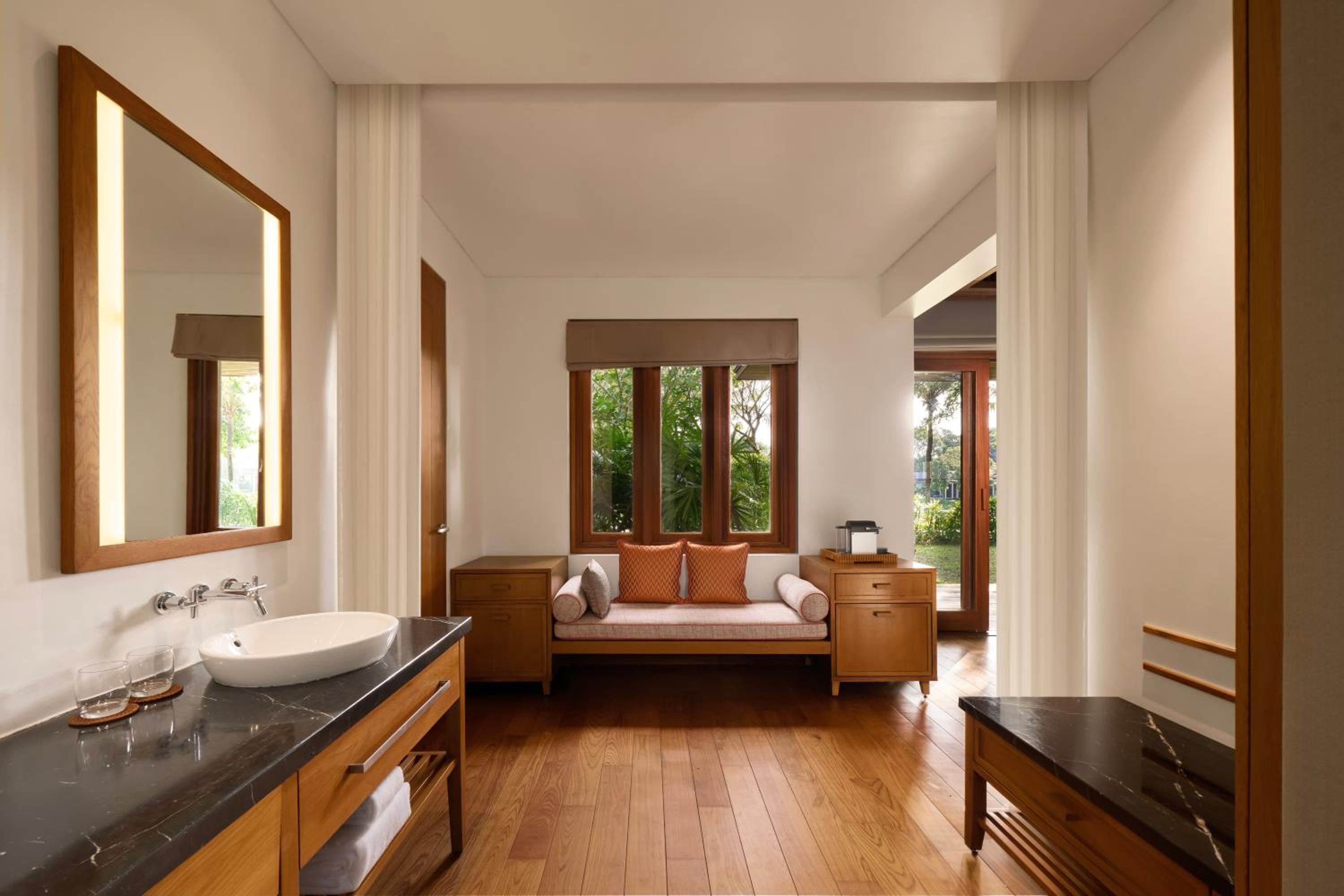Twin Bungalow with Water View
