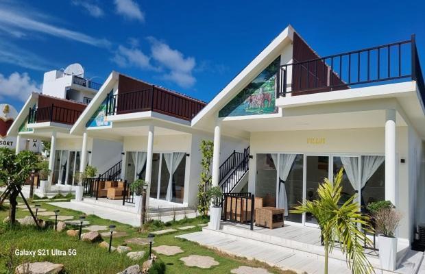 Villa with Garden View photo 2
