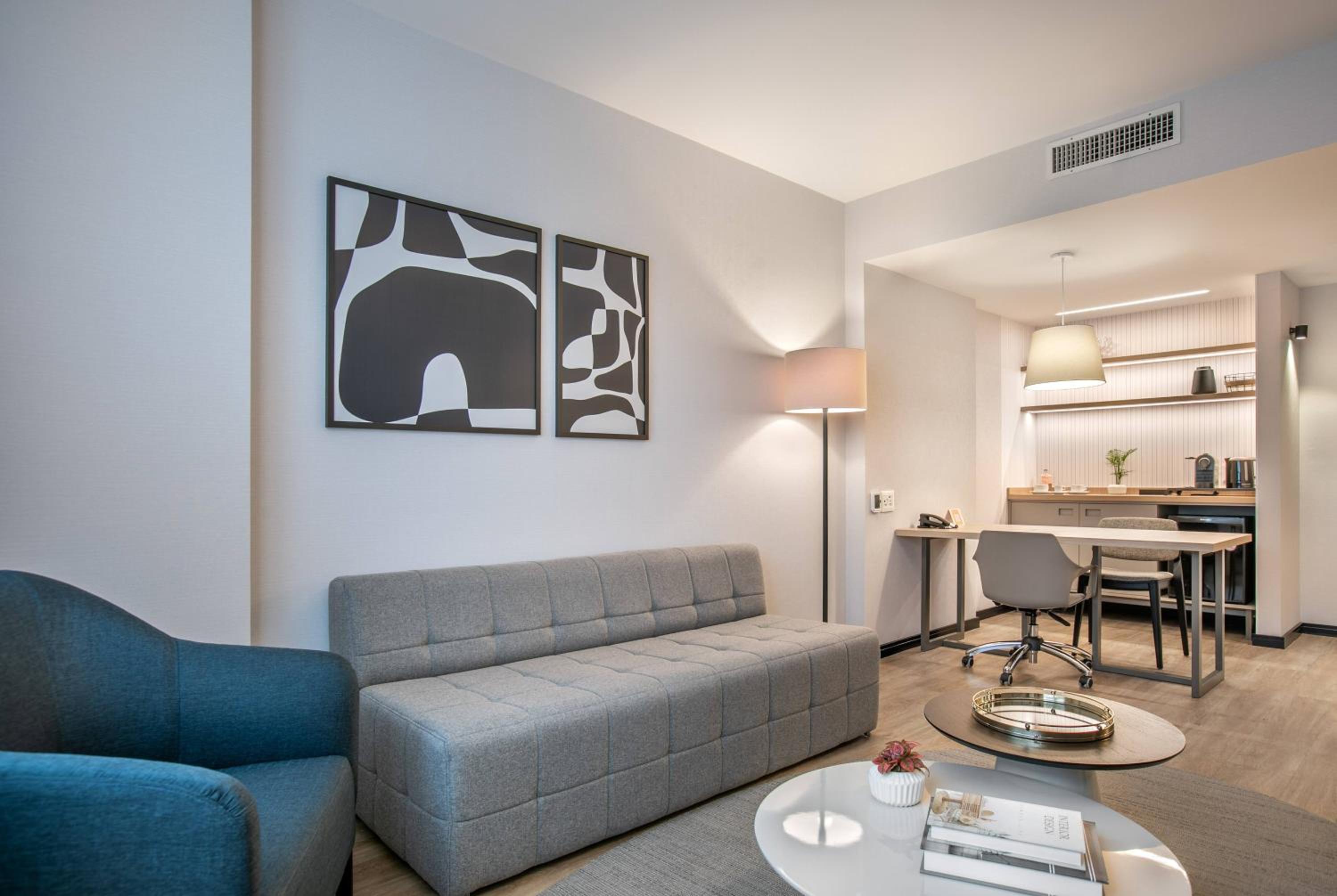 Executive Junior Suite KIng