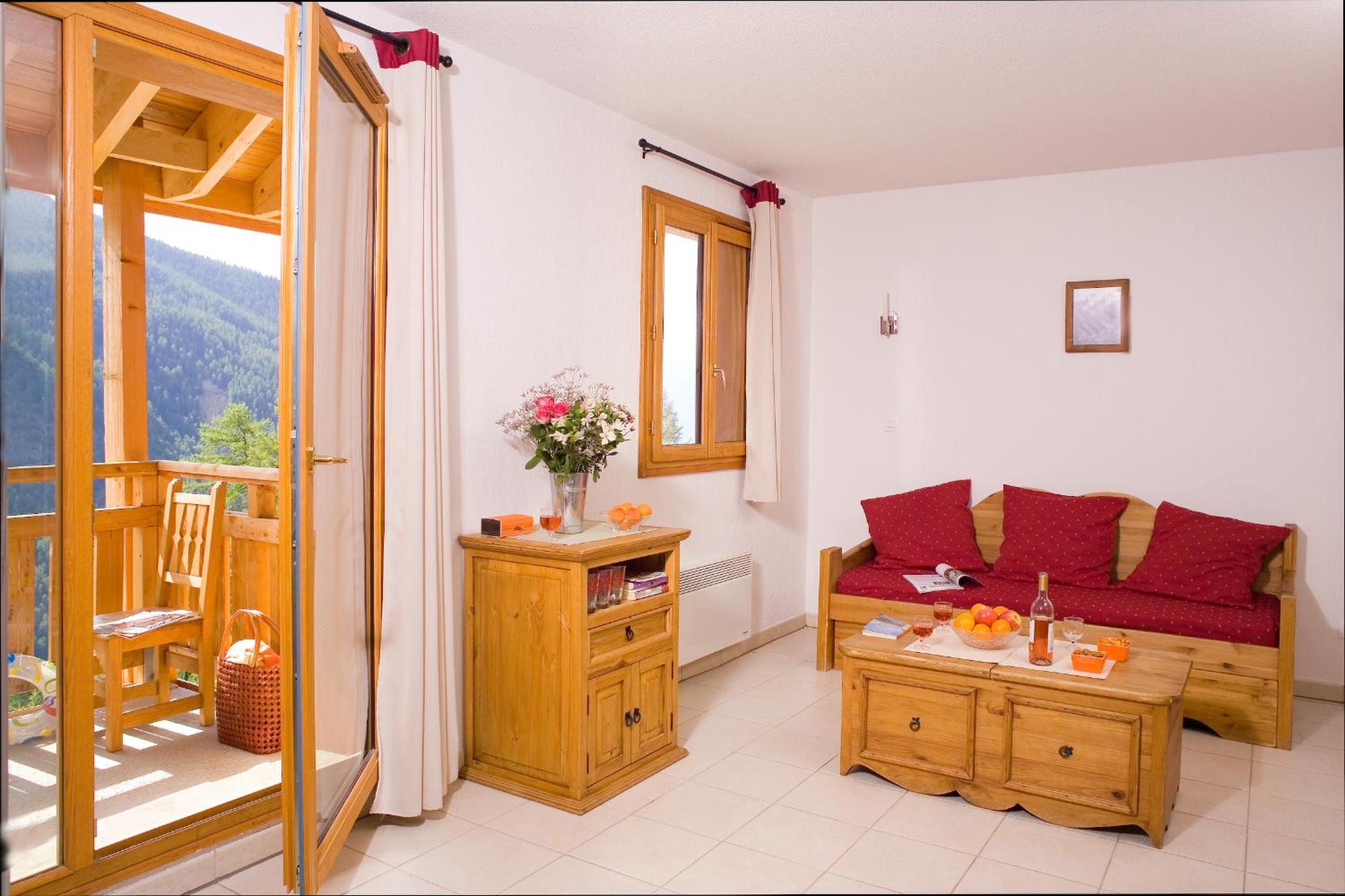 1-Bedroom Apartment (6 adults)