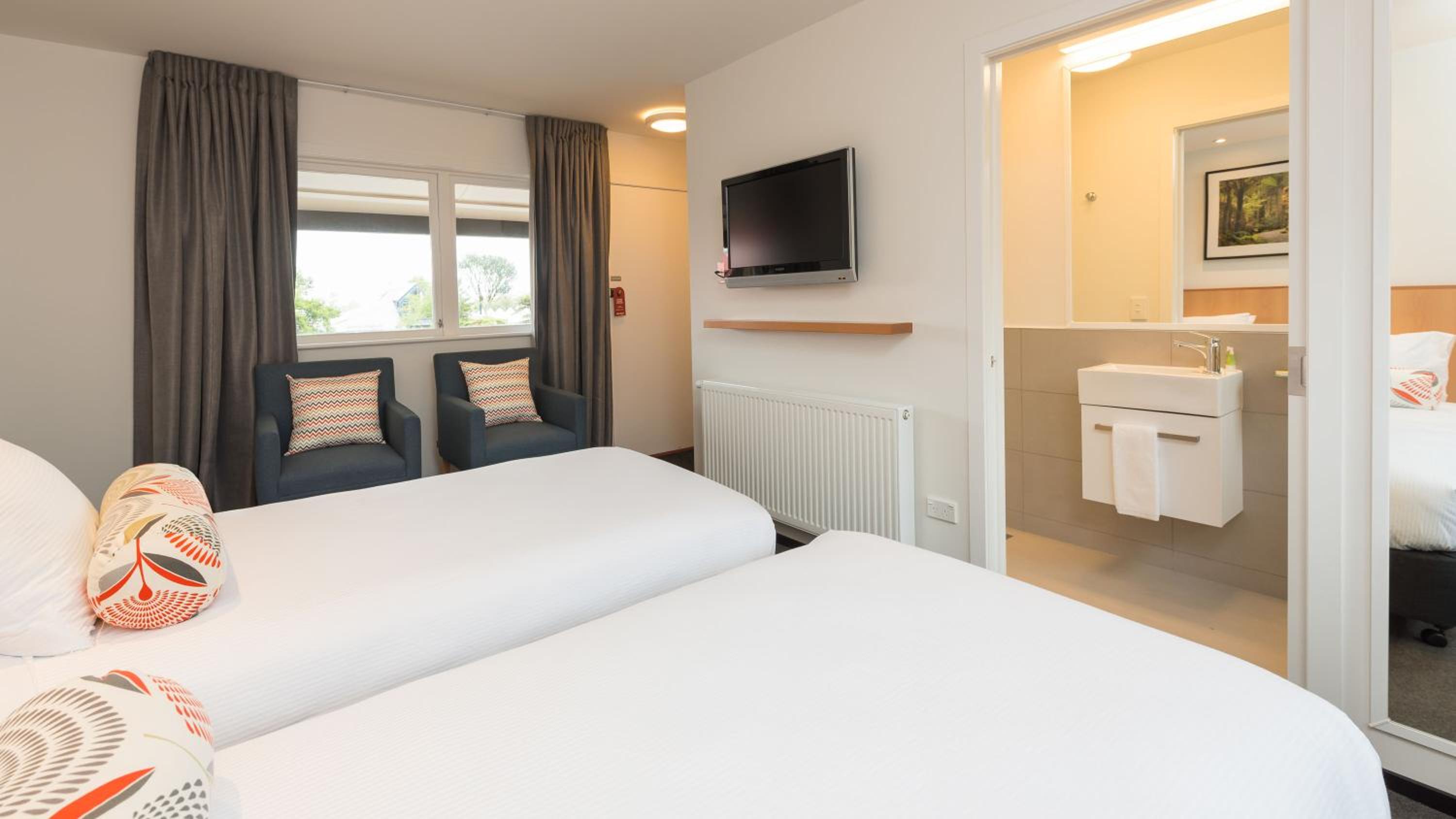 Standard Twin Room photo 1