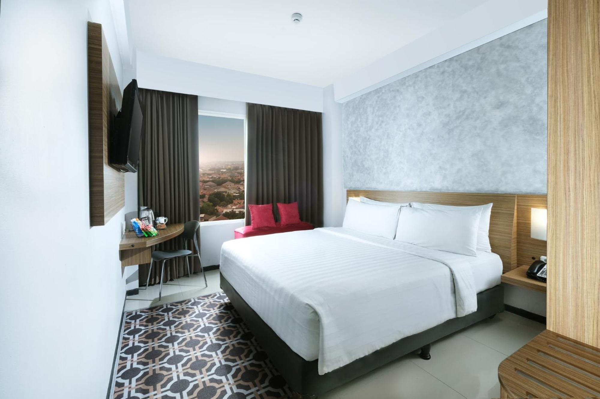 Deluxe Premier Room photo 1