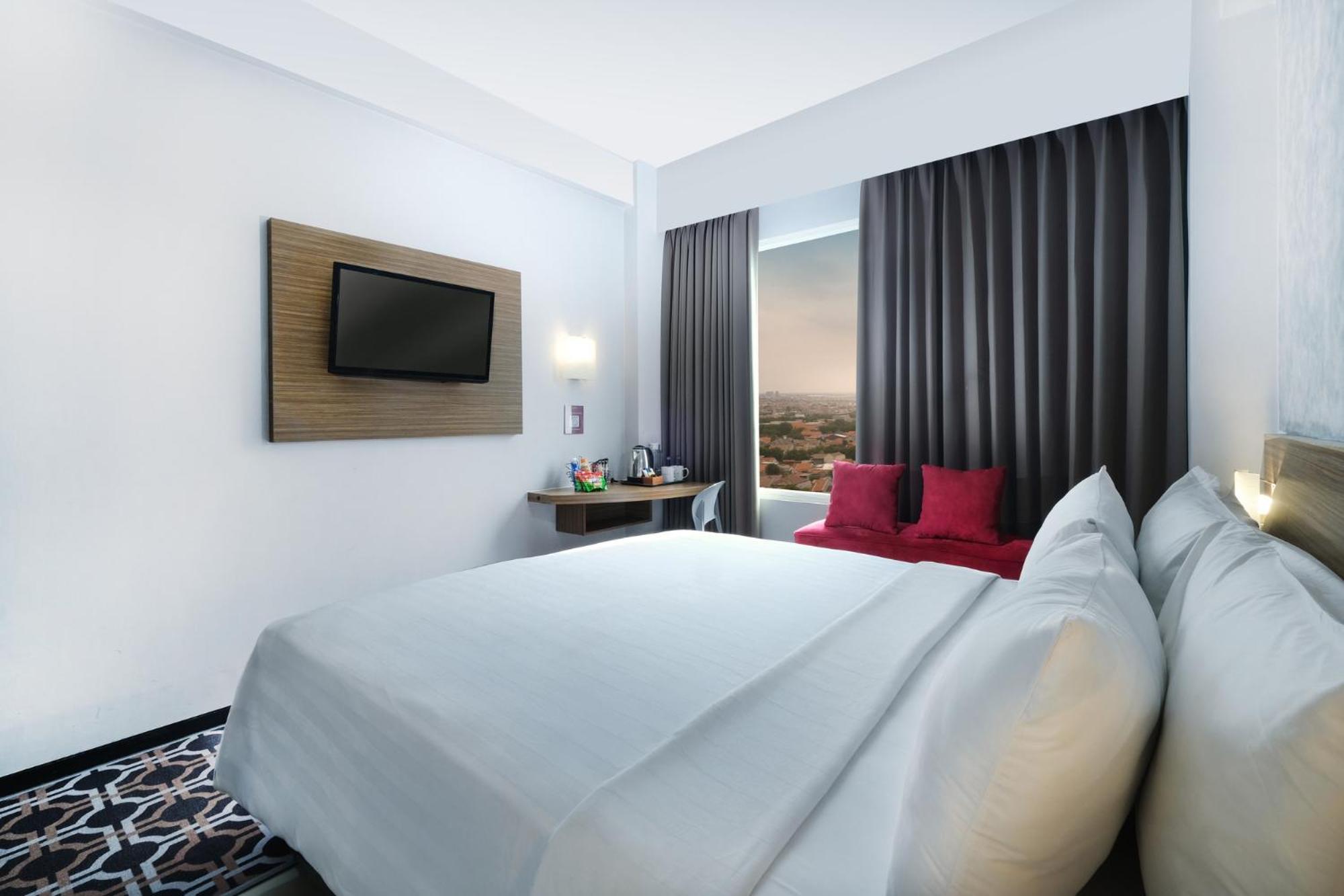 Deluxe Premier Room photo 2