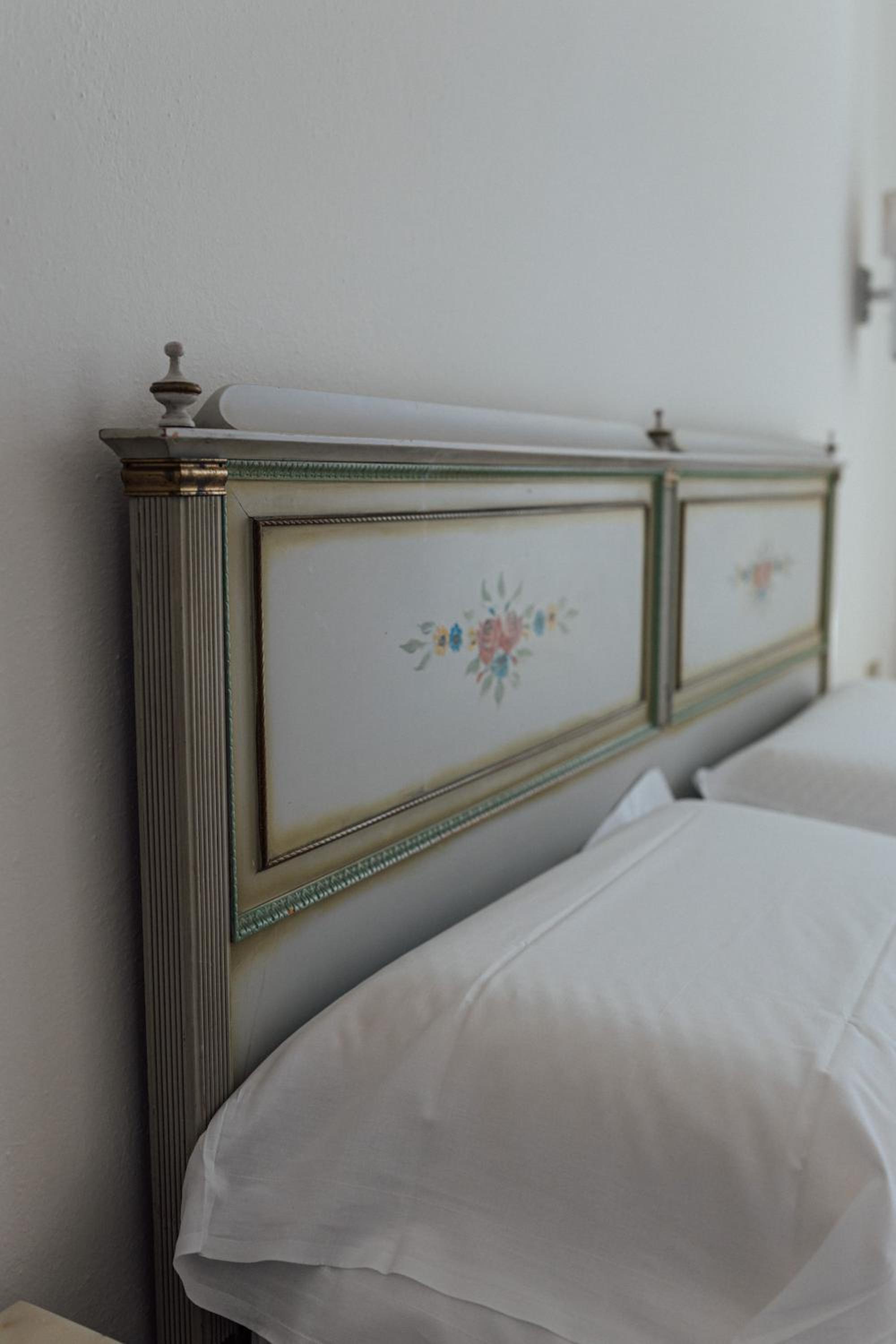 Economy Double or Twin Room photo 3