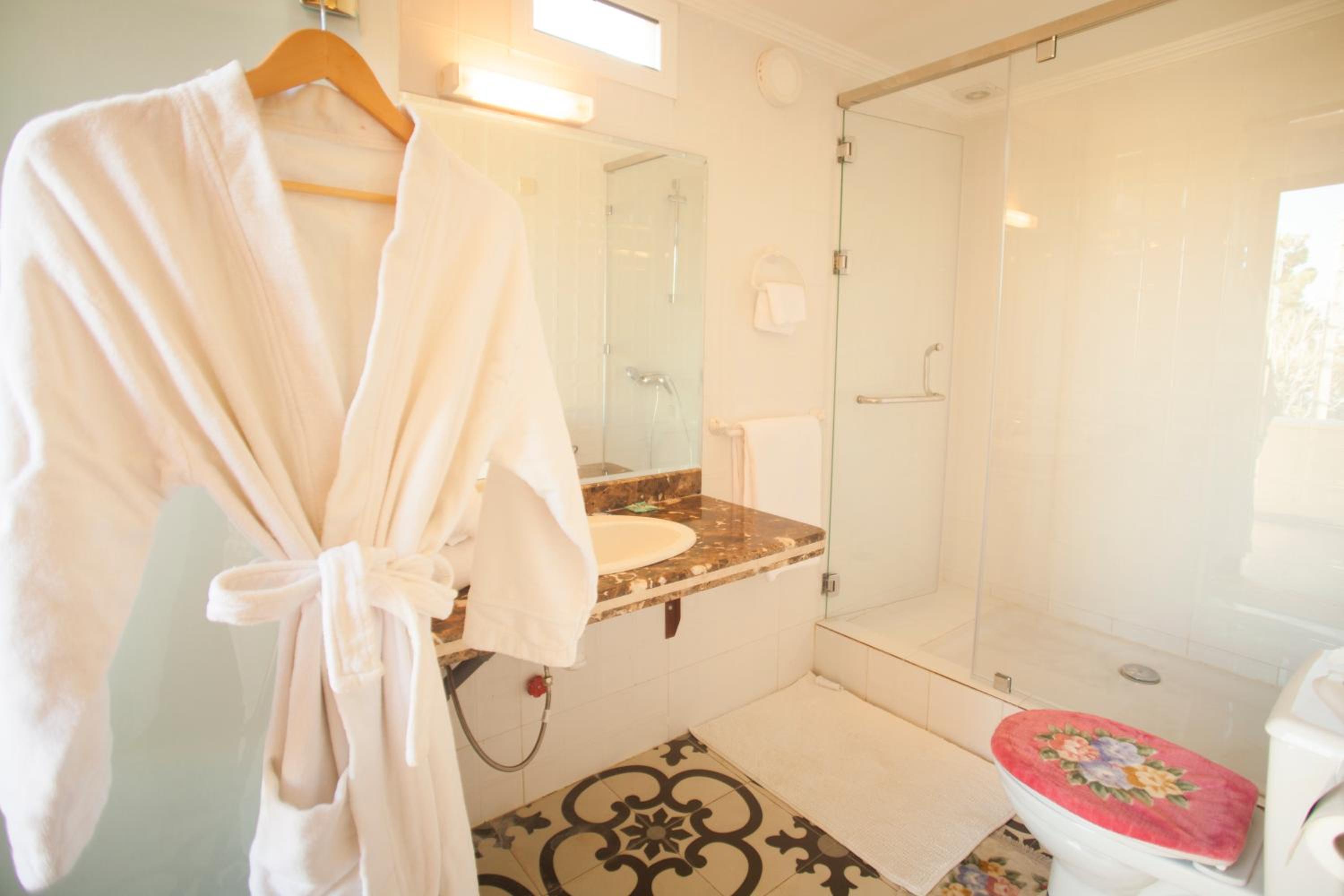 Twin Room with Terrace photo 3