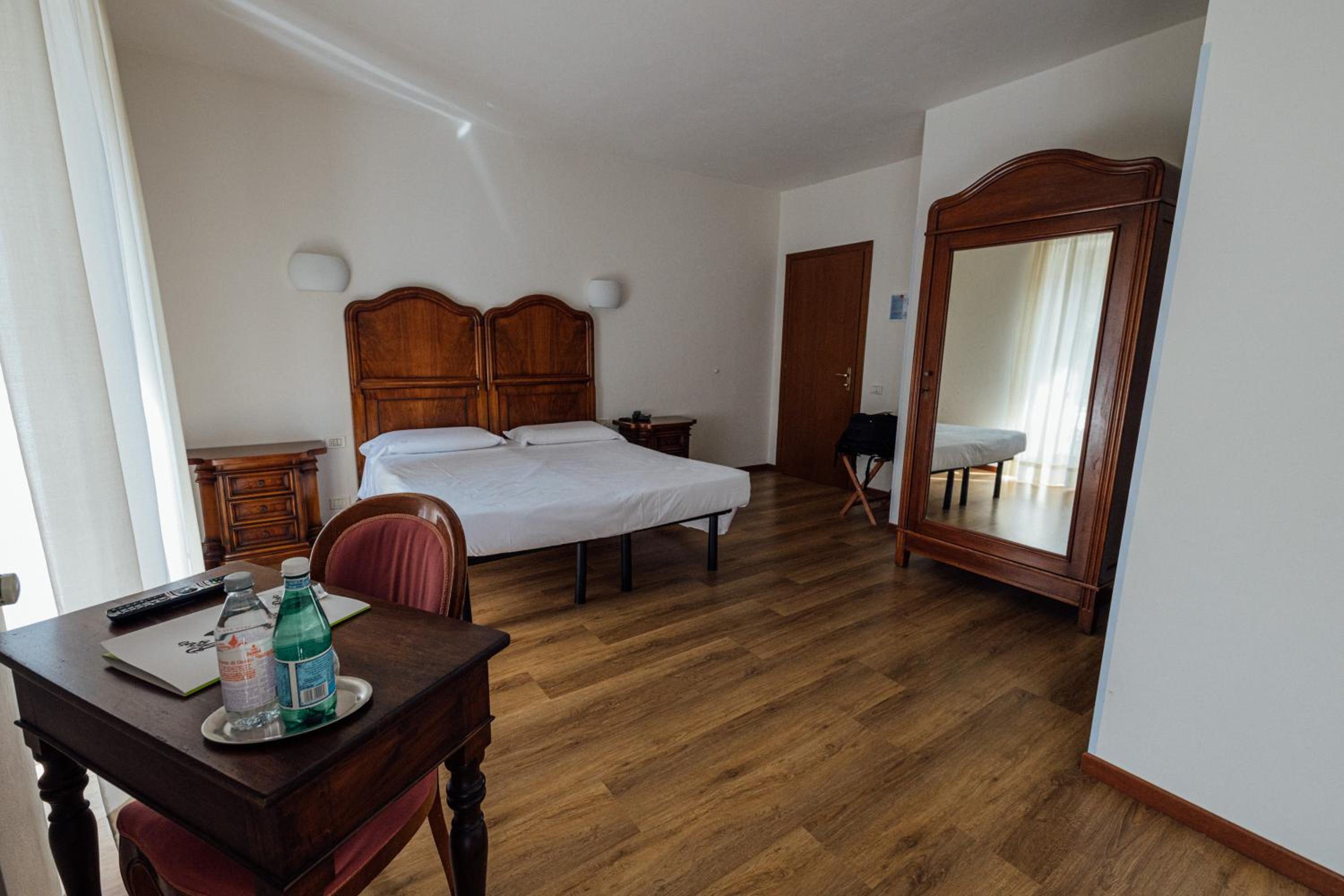 Double or Twin Room with Balcony